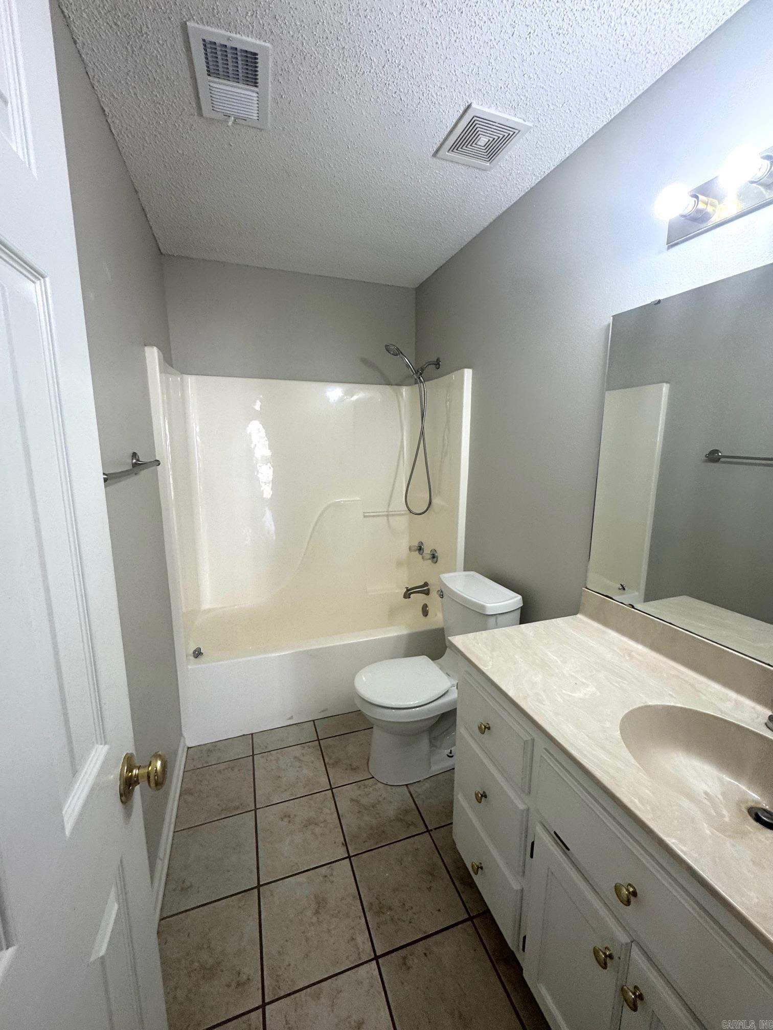 TIMBERLAKE - Residential Lease