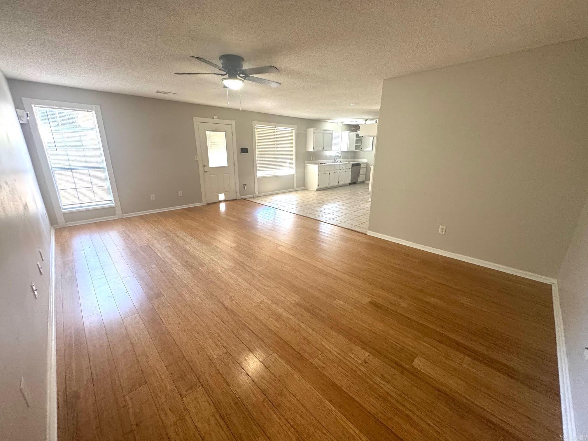 TIMBERLAKE - Residential Lease