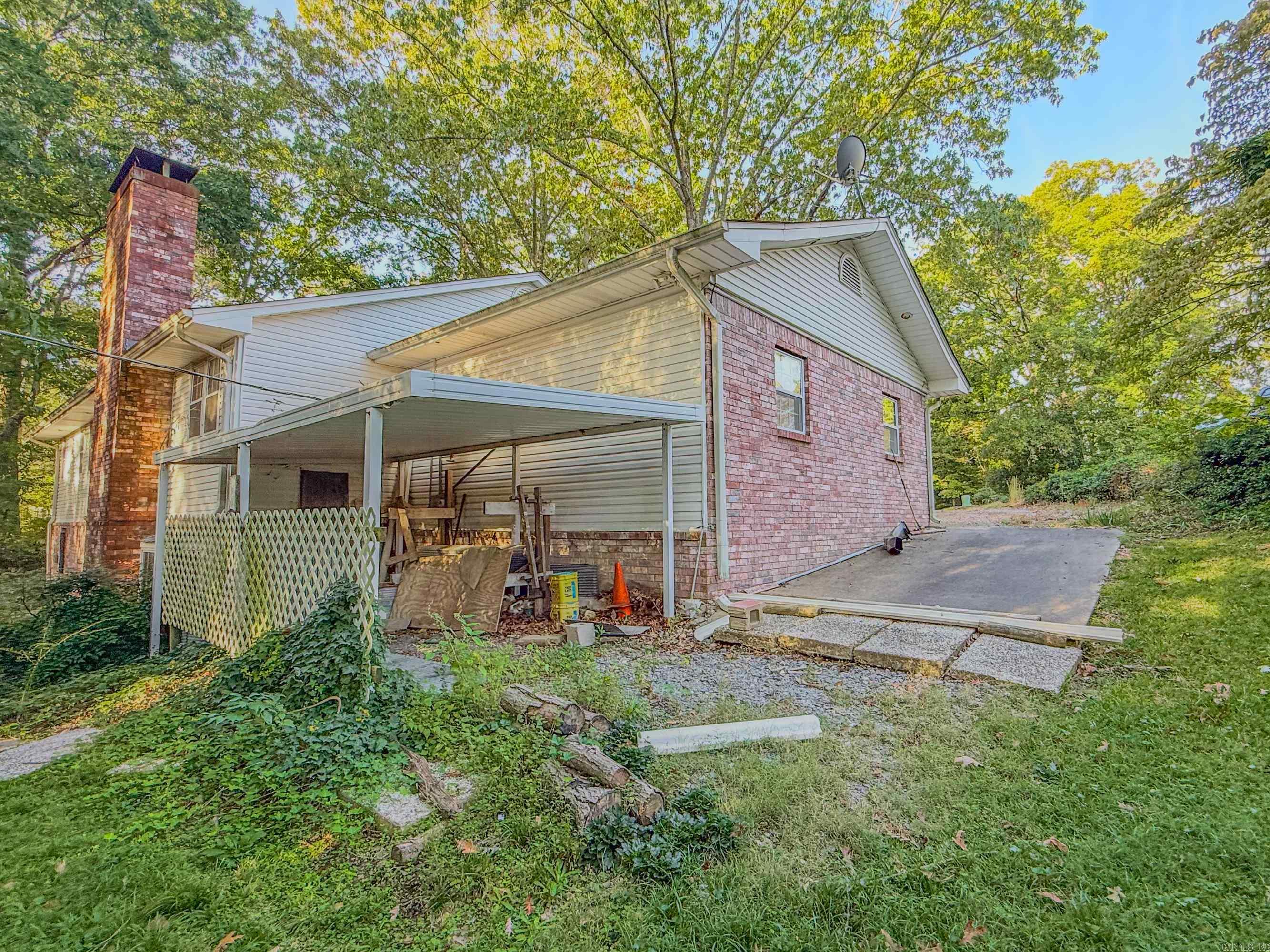 LYNNWOOD ACRES - Residential