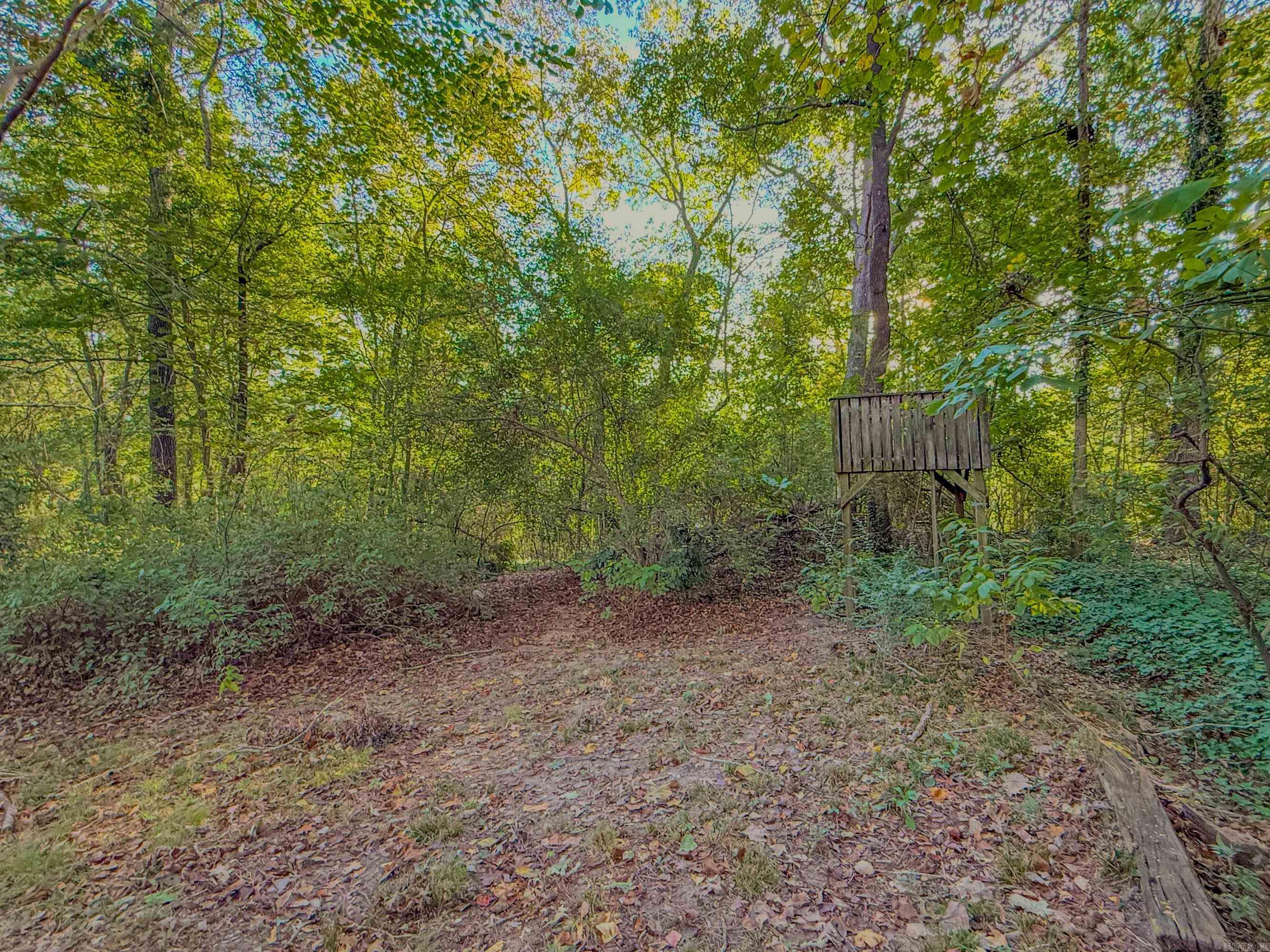 LYNNWOOD ACRES - Residential