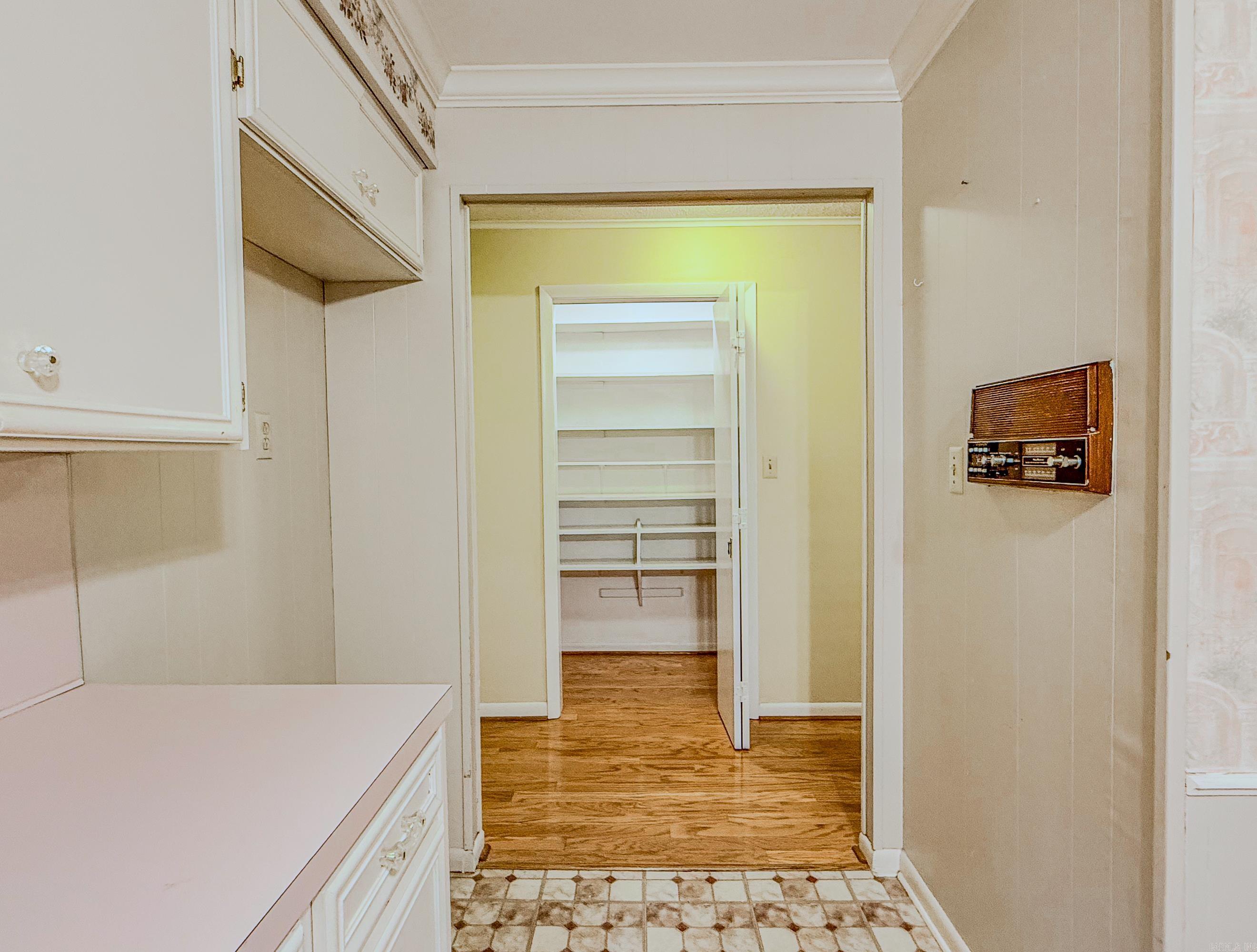 LYNNWOOD ACRES - Residential