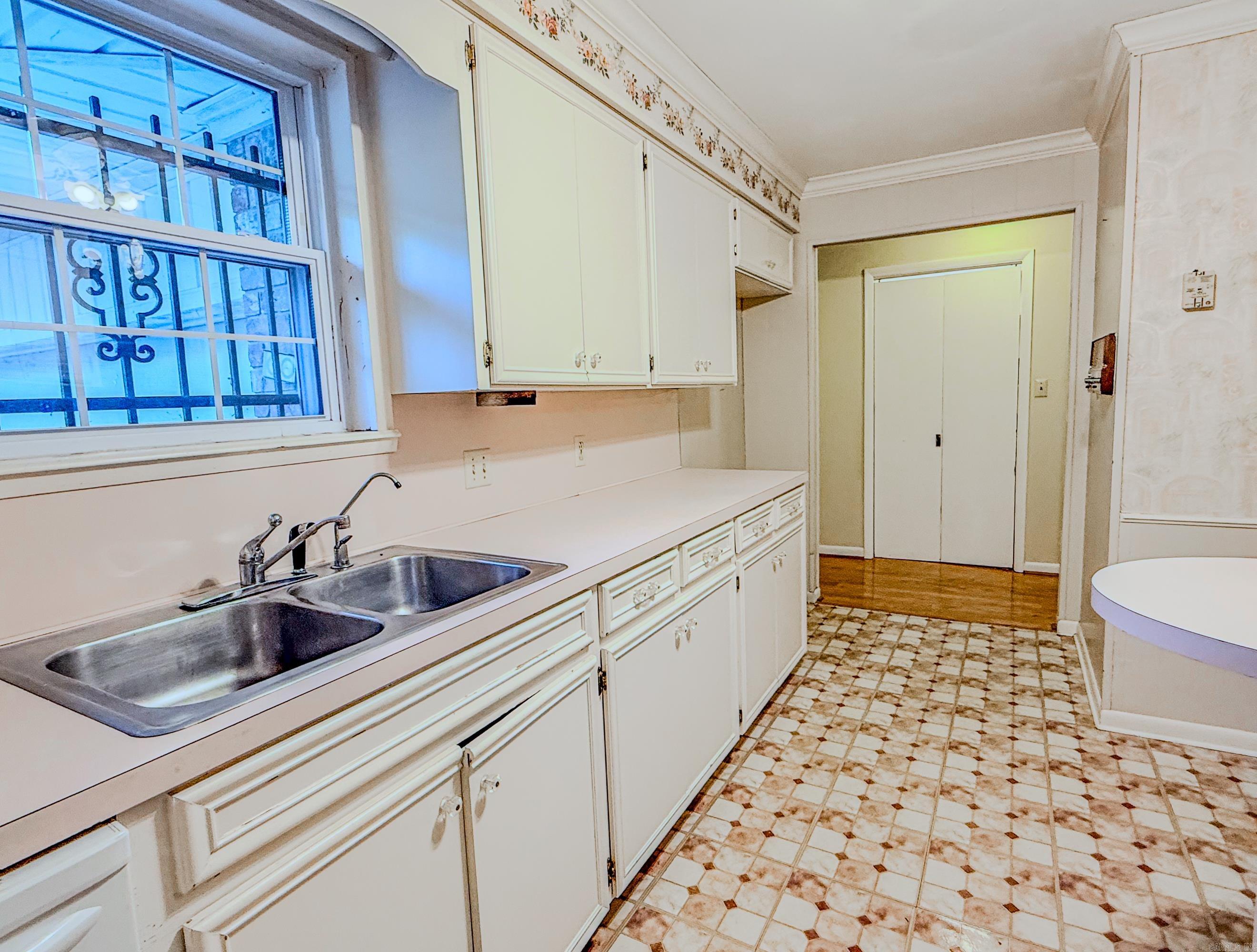 LYNNWOOD ACRES - Residential