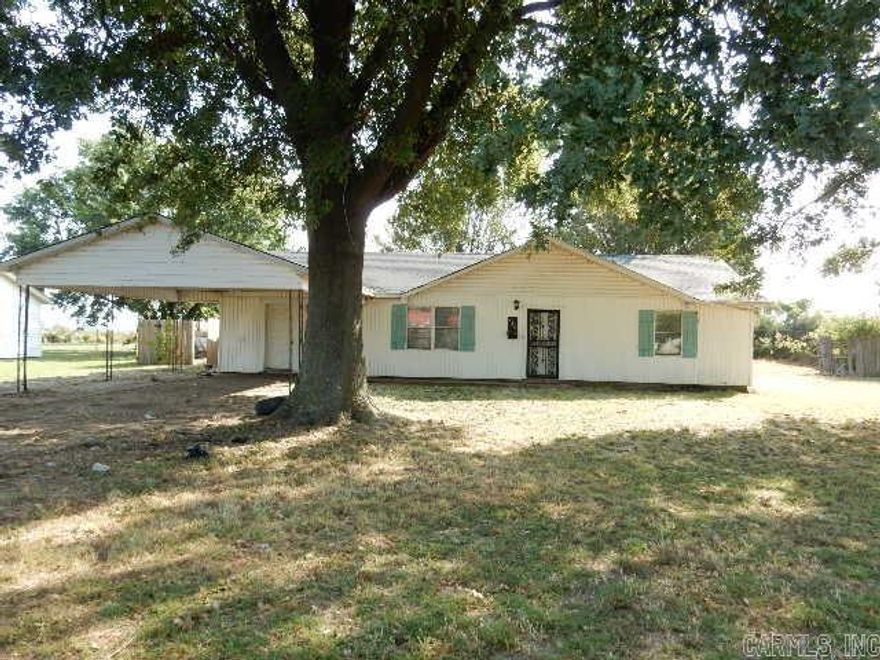 Country Atmosphere But Not Too Far! This 3 Bedrooms 1.5 Bath Home Has Large Living Room, Kitchen/Dining And An Additional Room For Possible Den Or 4th Bedroom Use Or Even A Home Office