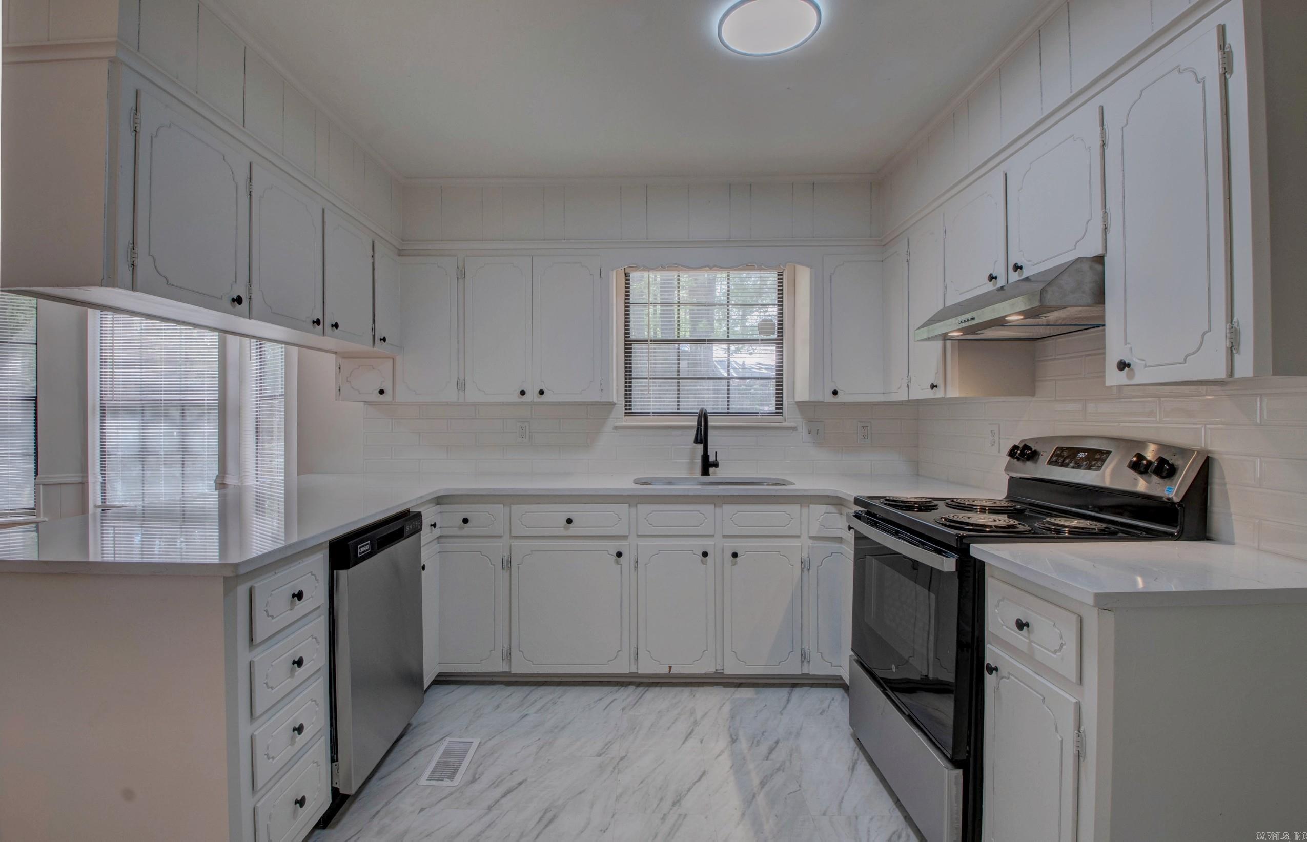 OTTER CREEK COMMUNITY - Residential