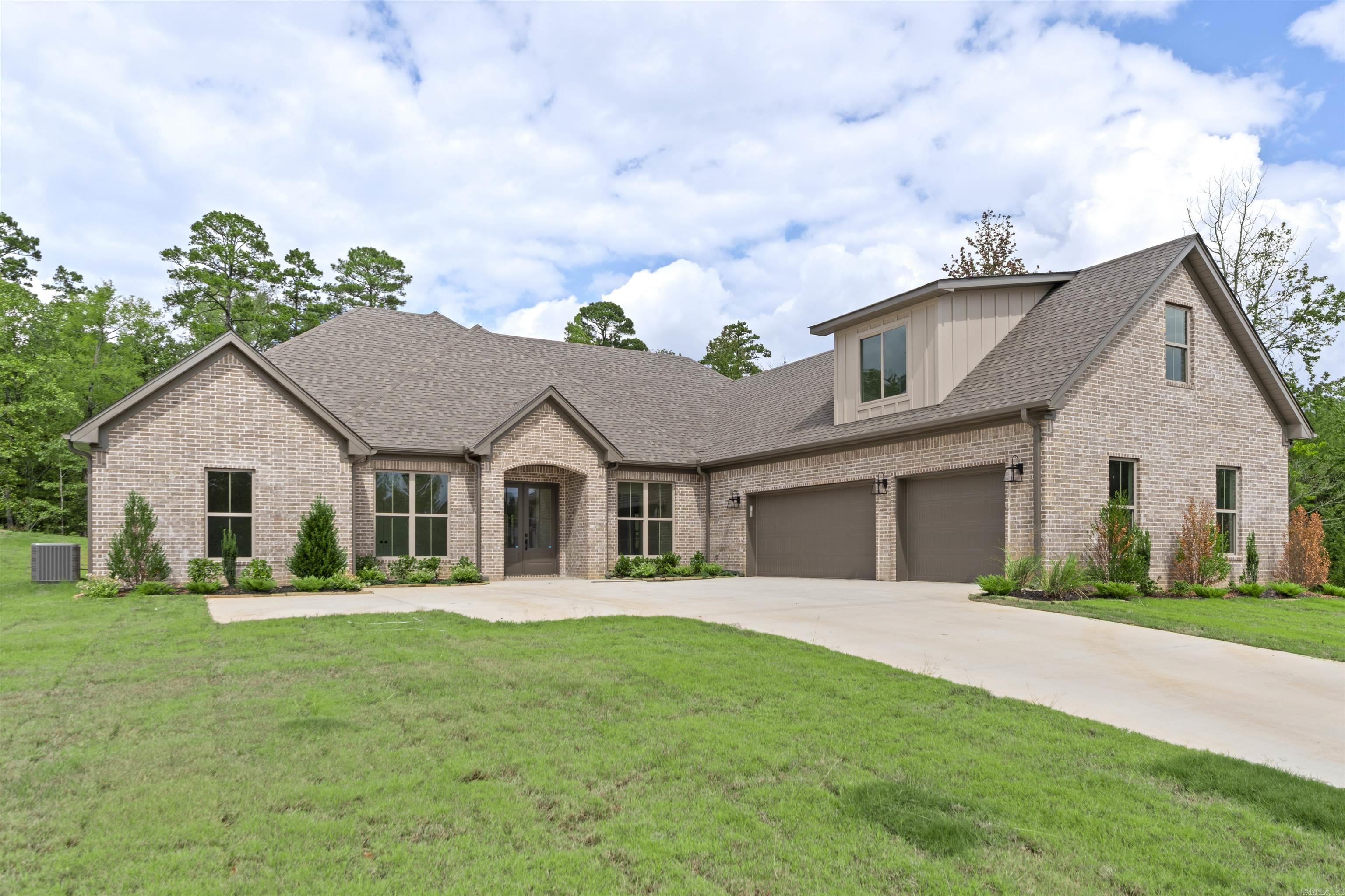 CHARLESTON PLACE SUBDIVISION - Residential
