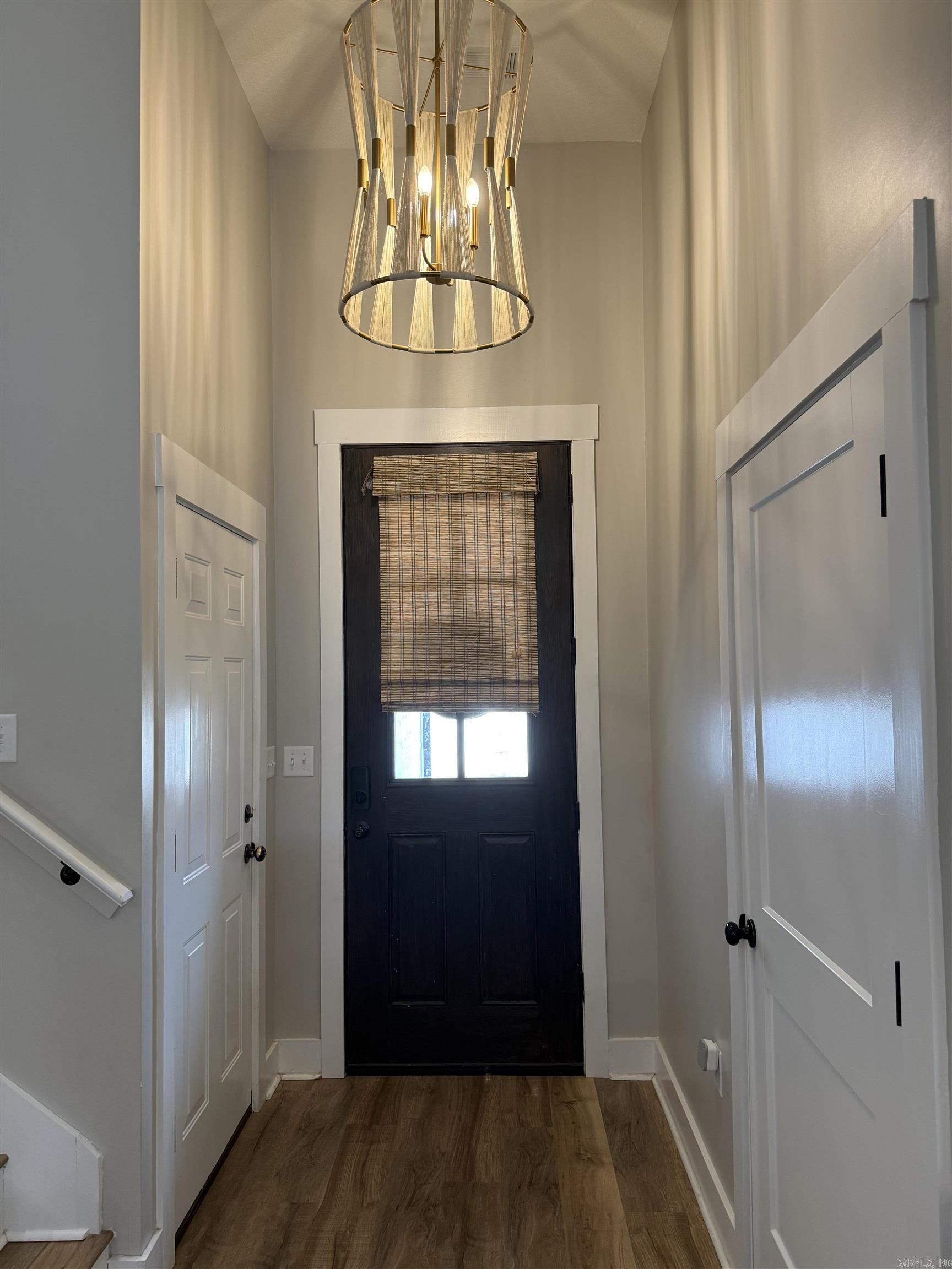 TWIN OAKS - Residential