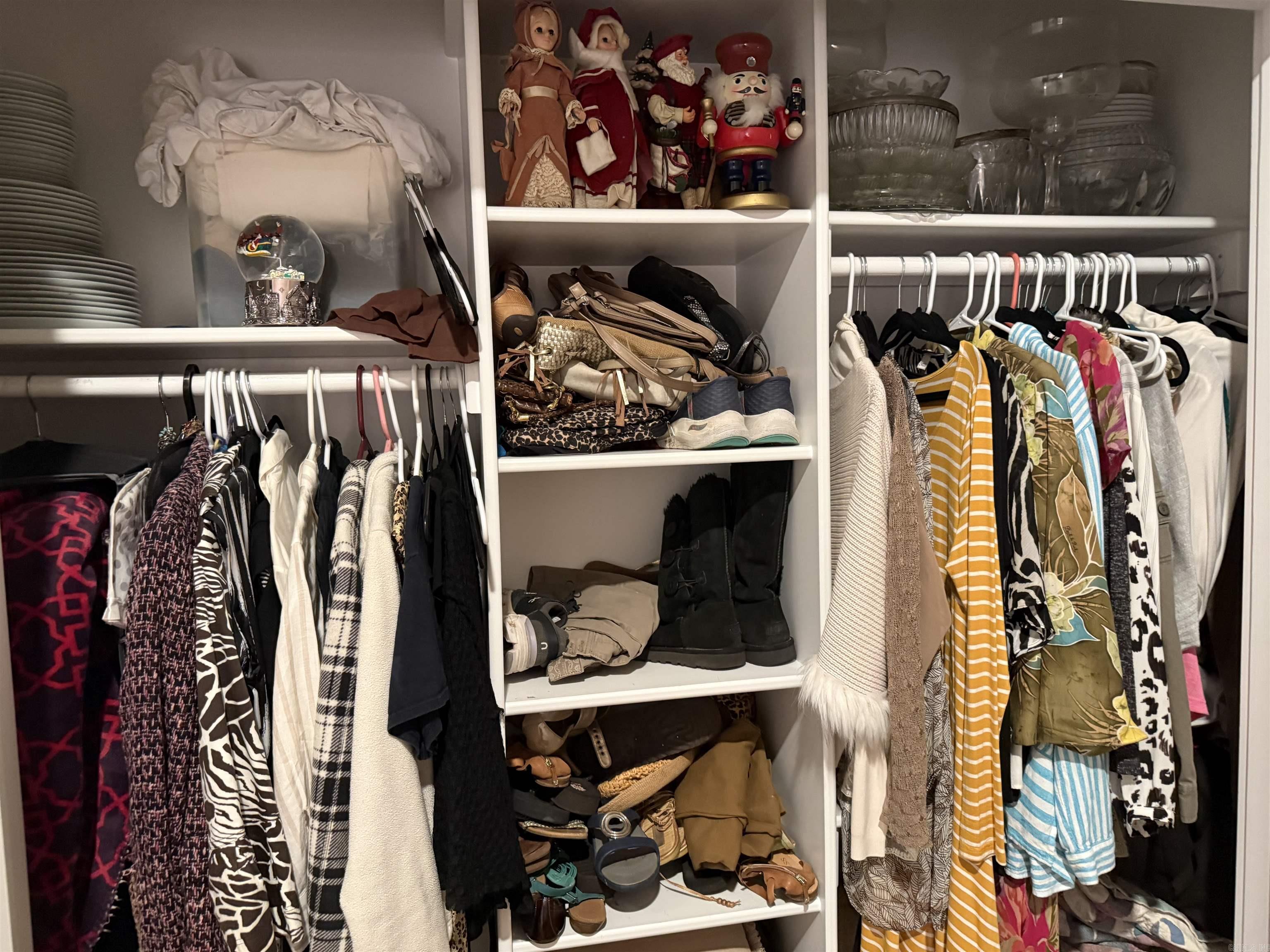 TWIN OAKS - Residential