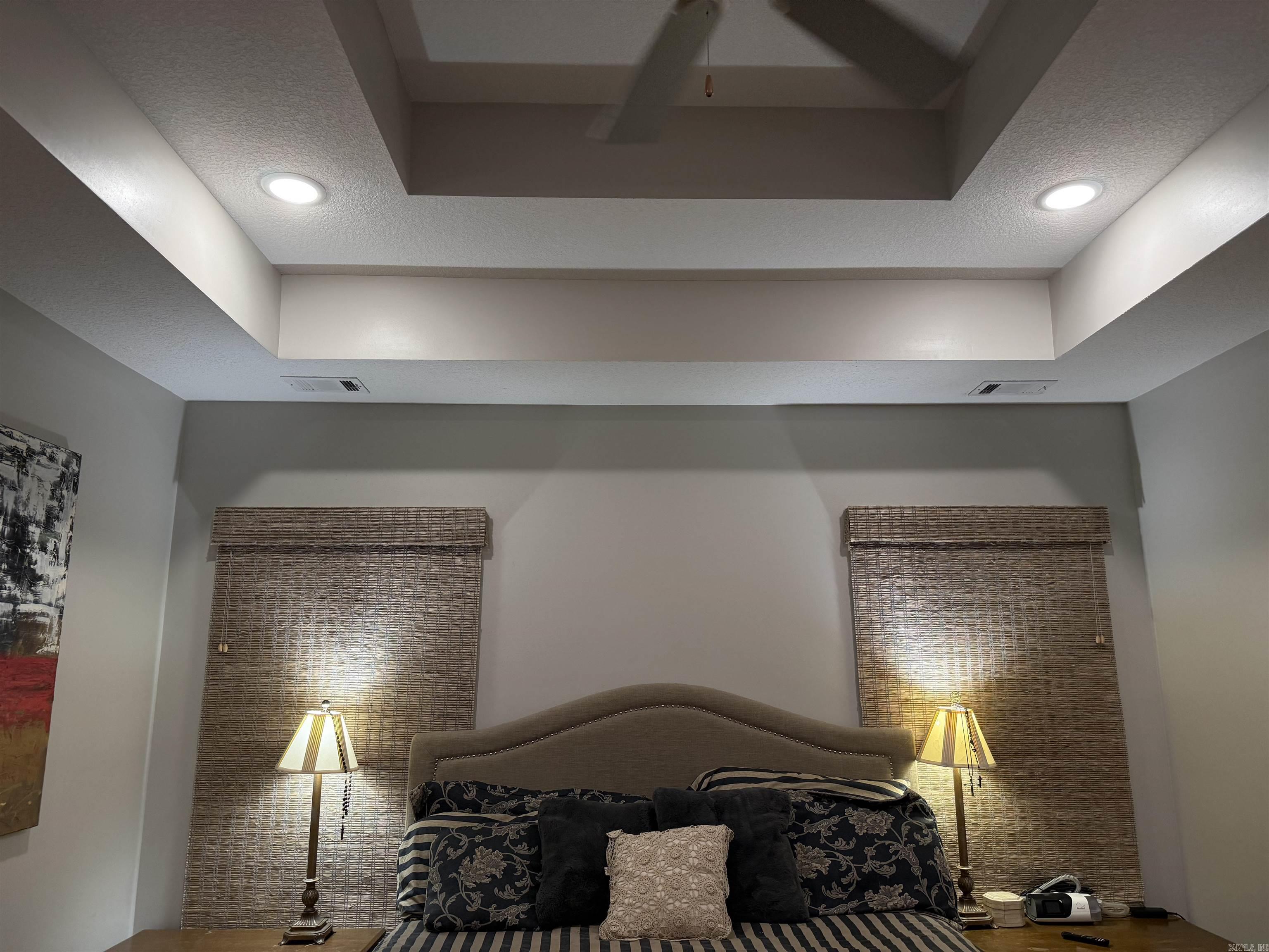 TWIN OAKS - Residential