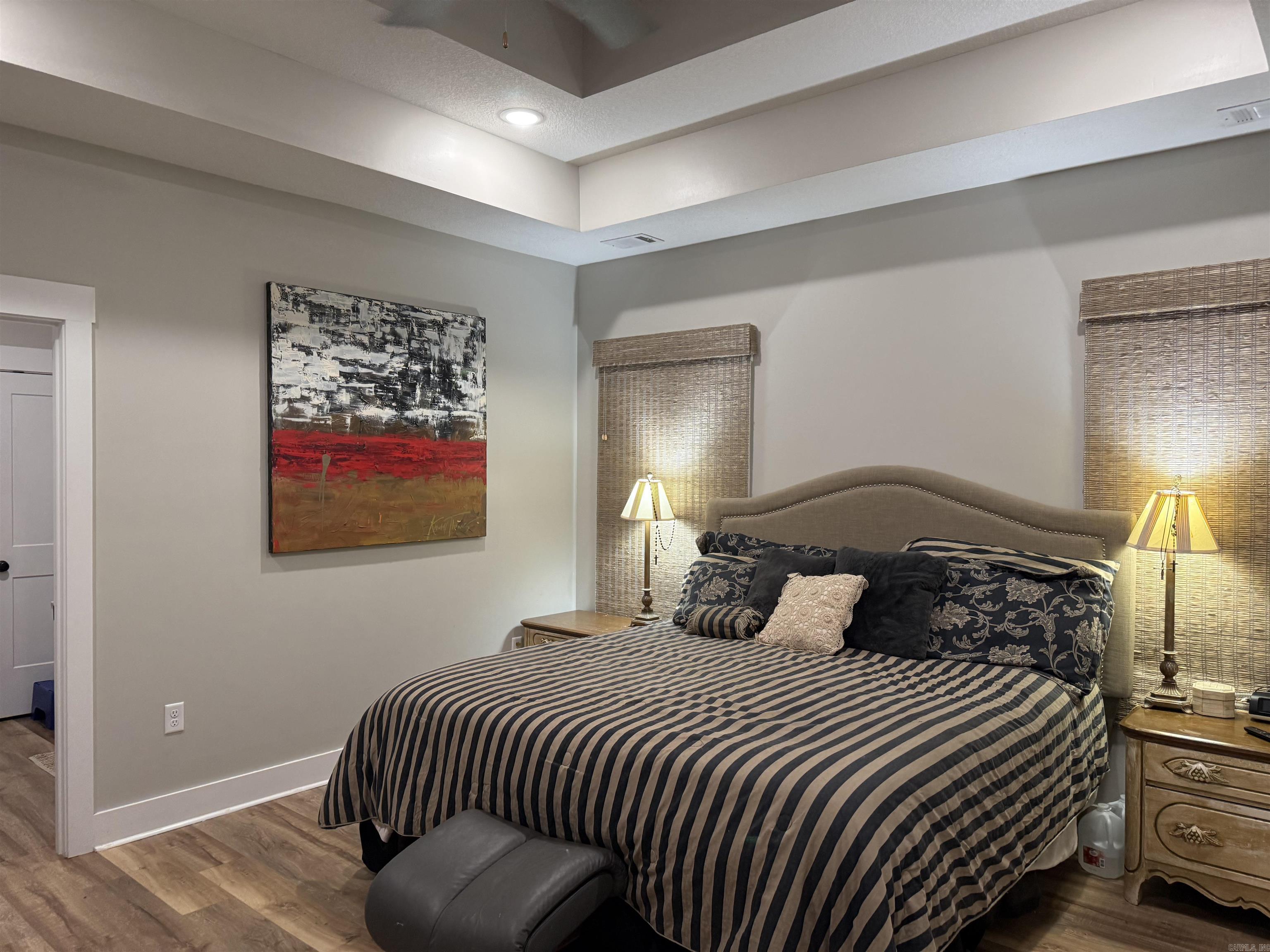 TWIN OAKS - Residential