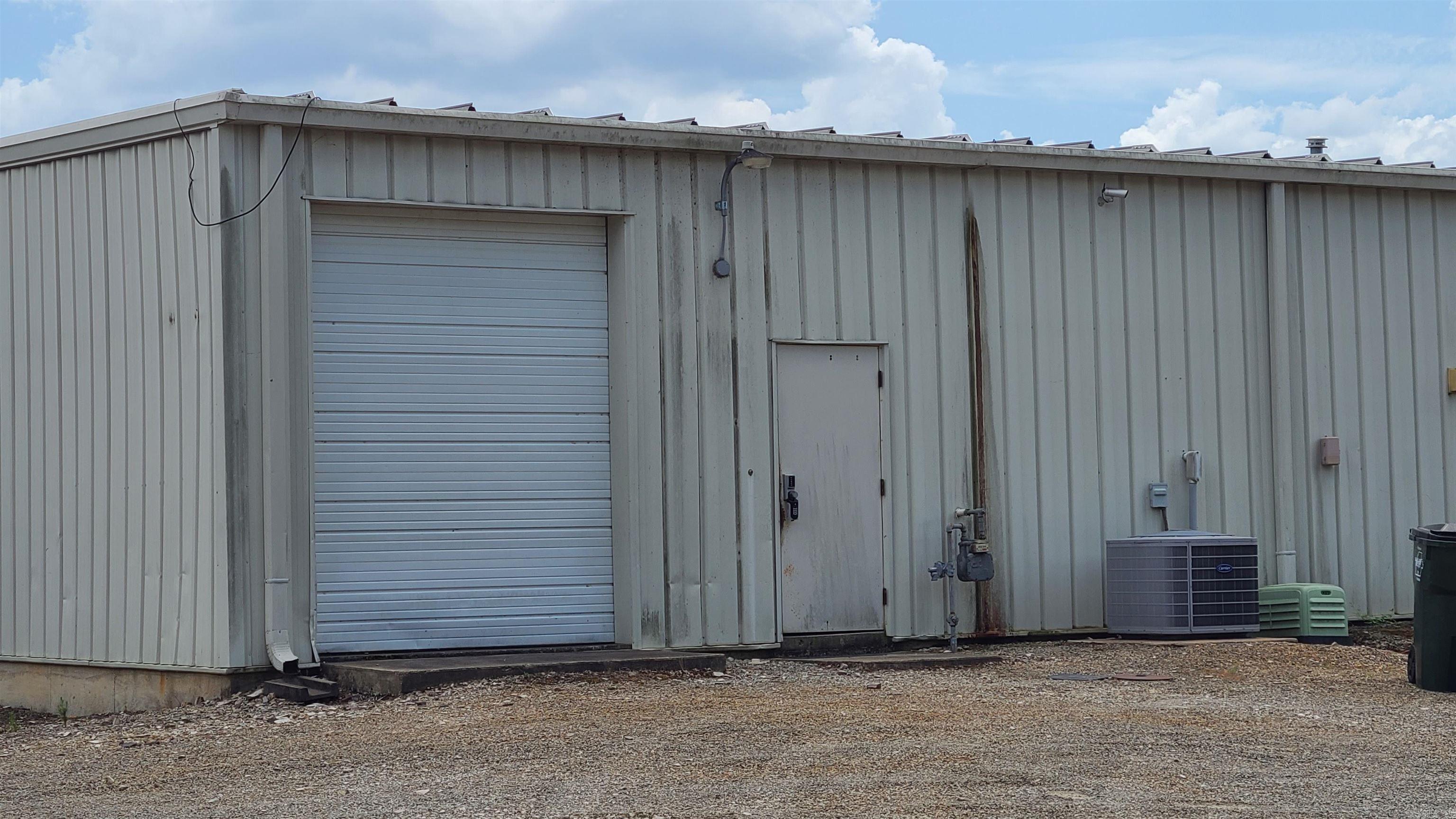 Metes & Bounds - Commercial Lease