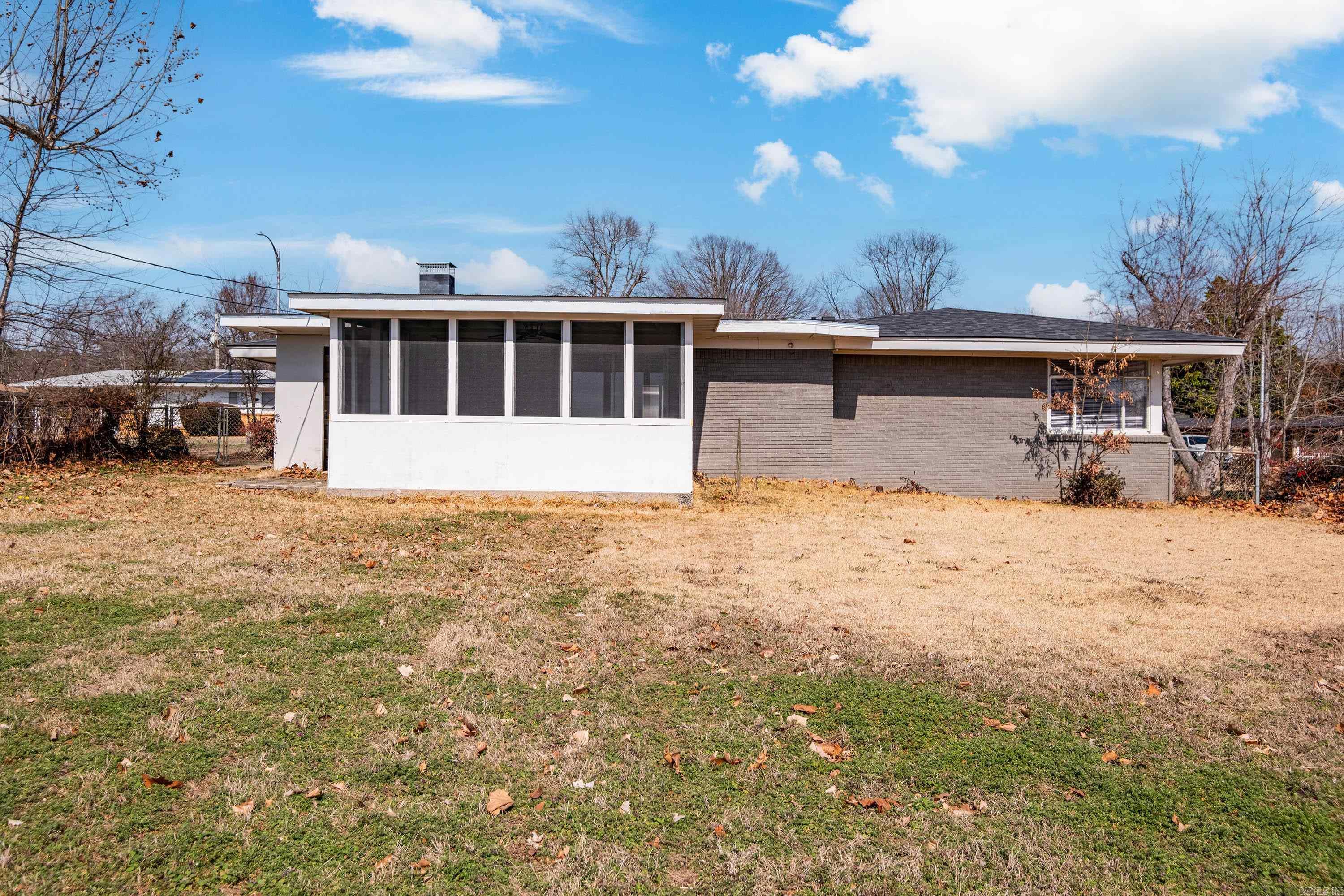 RANCH ESTATE - Residential