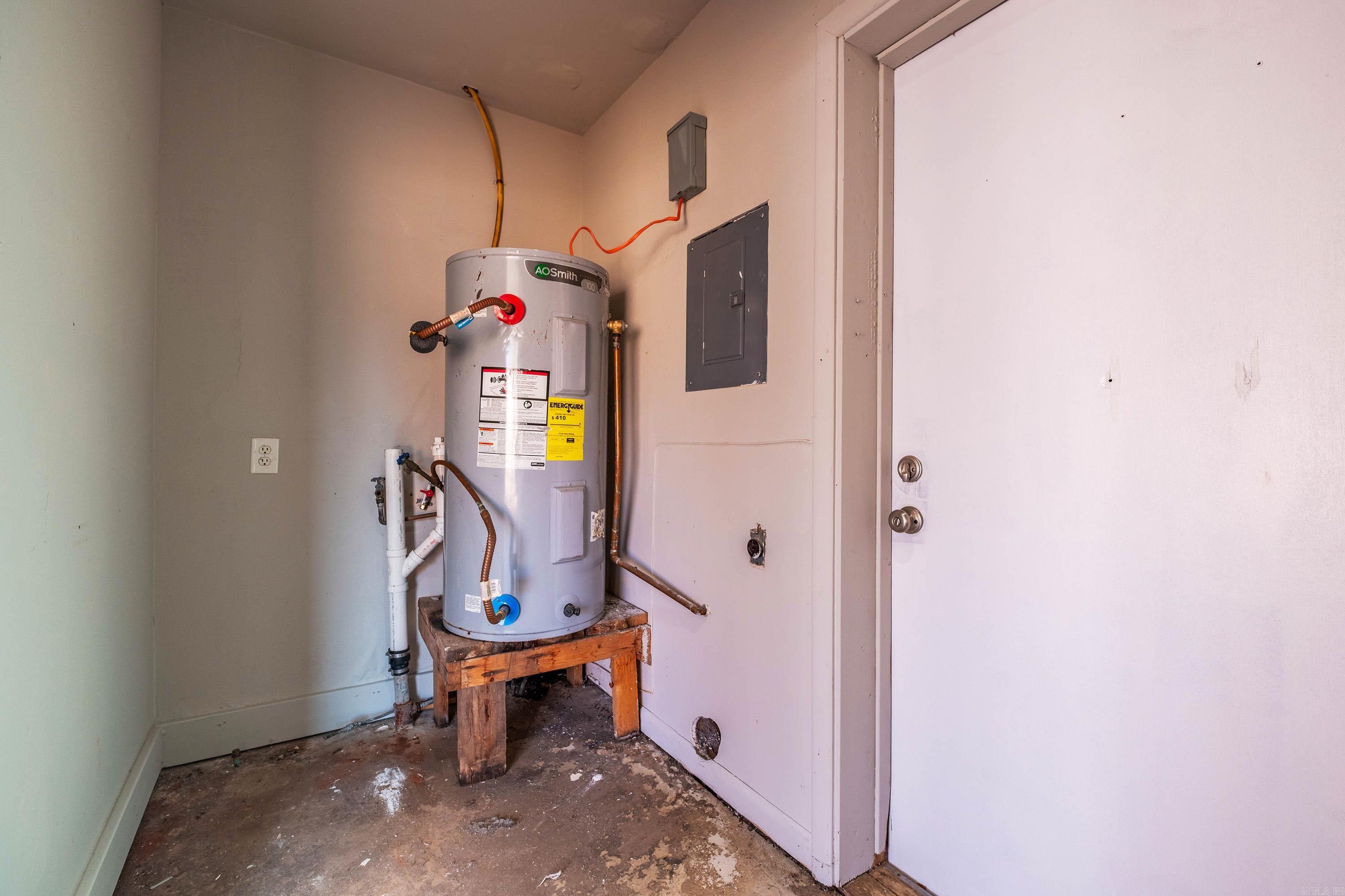 RANCH ESTATE - Residential