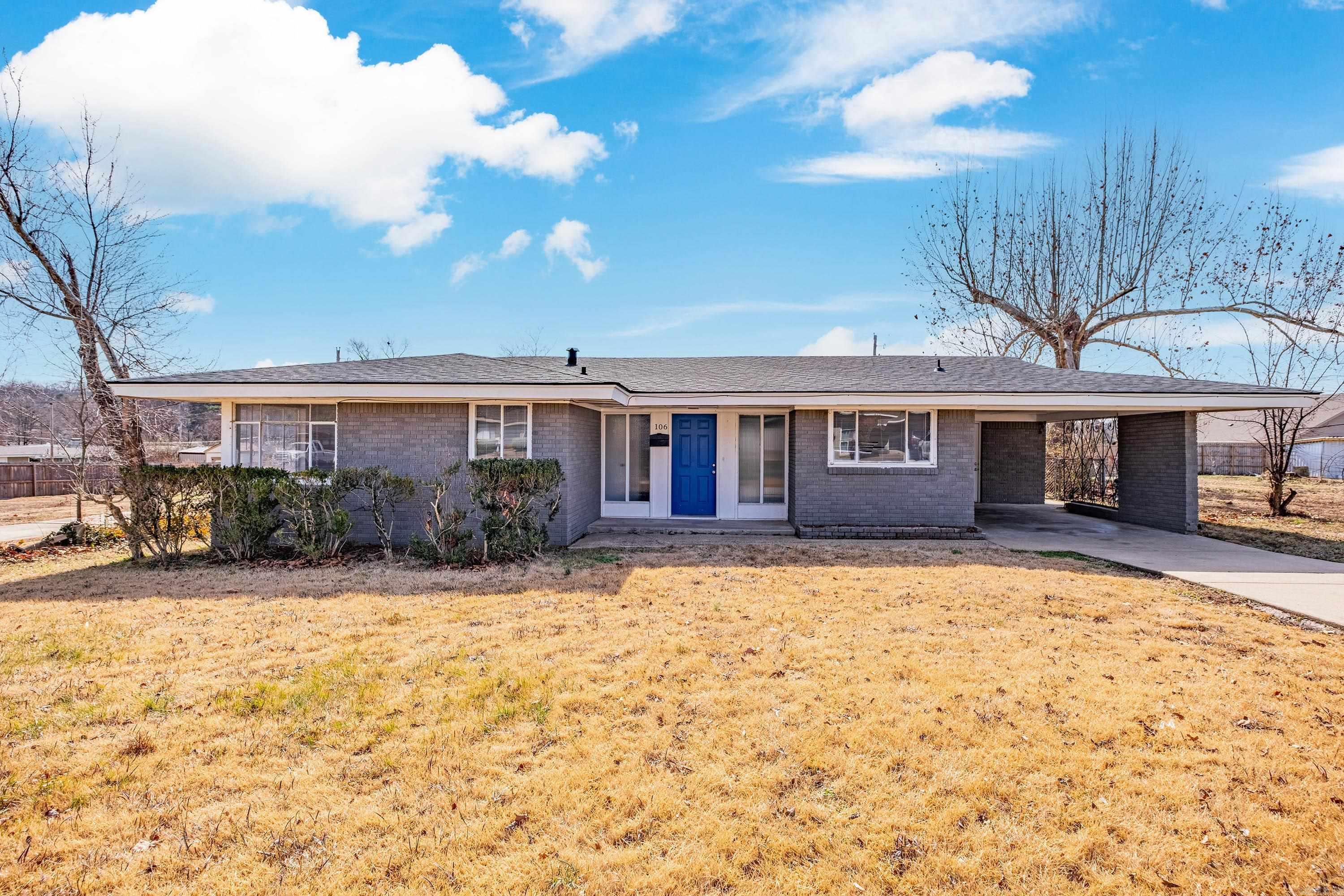 RANCH ESTATE - Residential