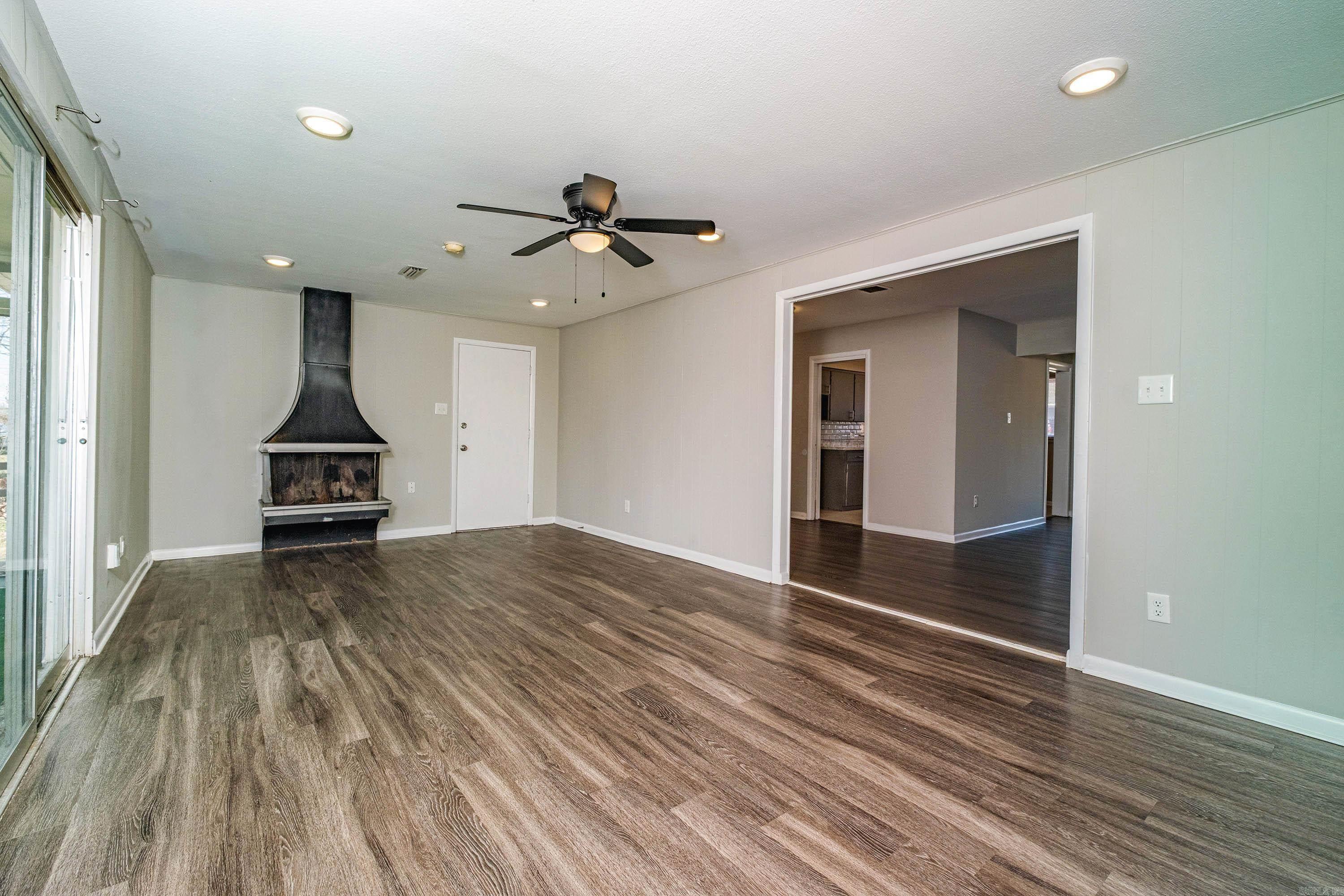 RANCH ESTATE - Residential