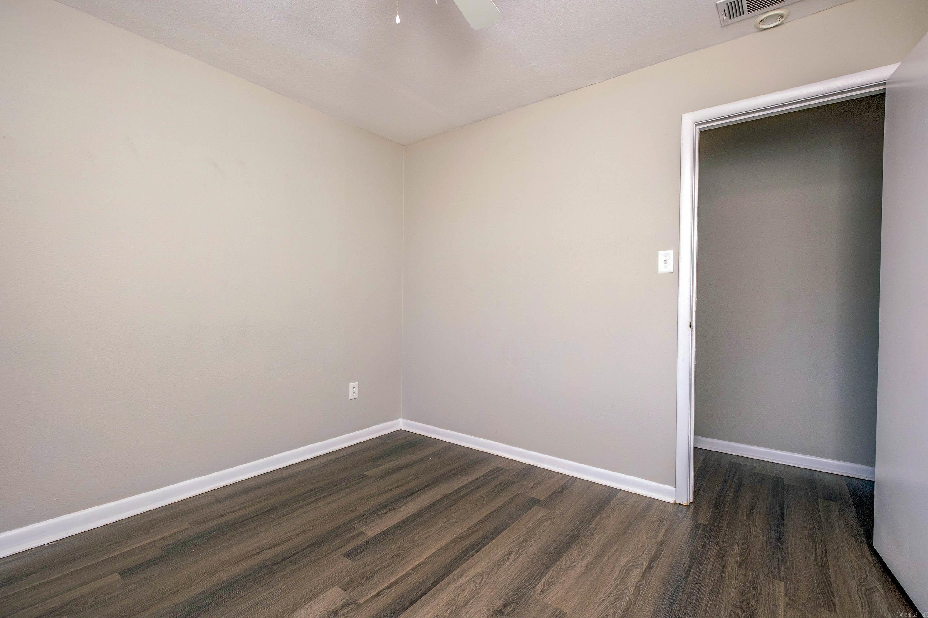 RANCH ESTATE - Residential