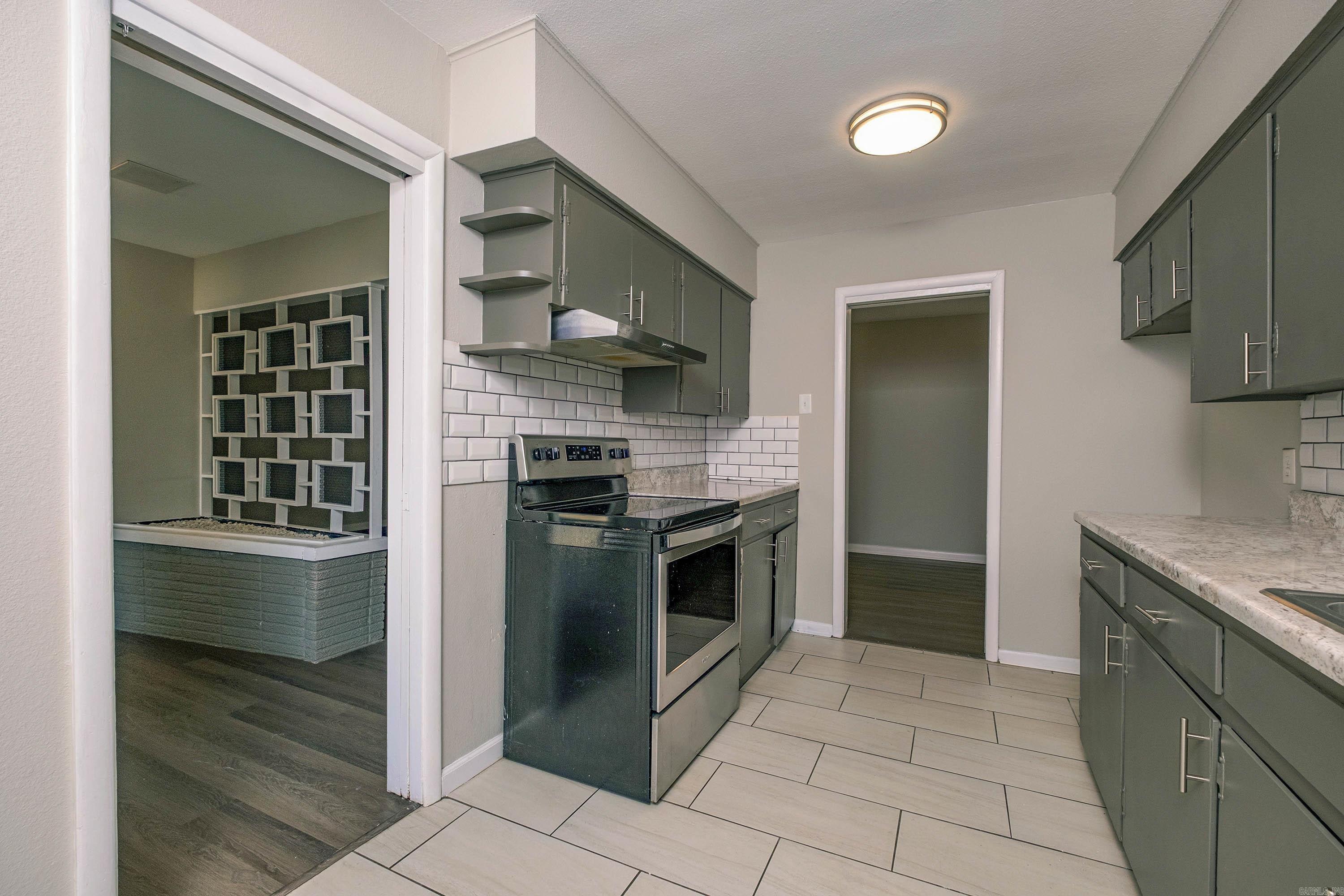 RANCH ESTATE - Residential