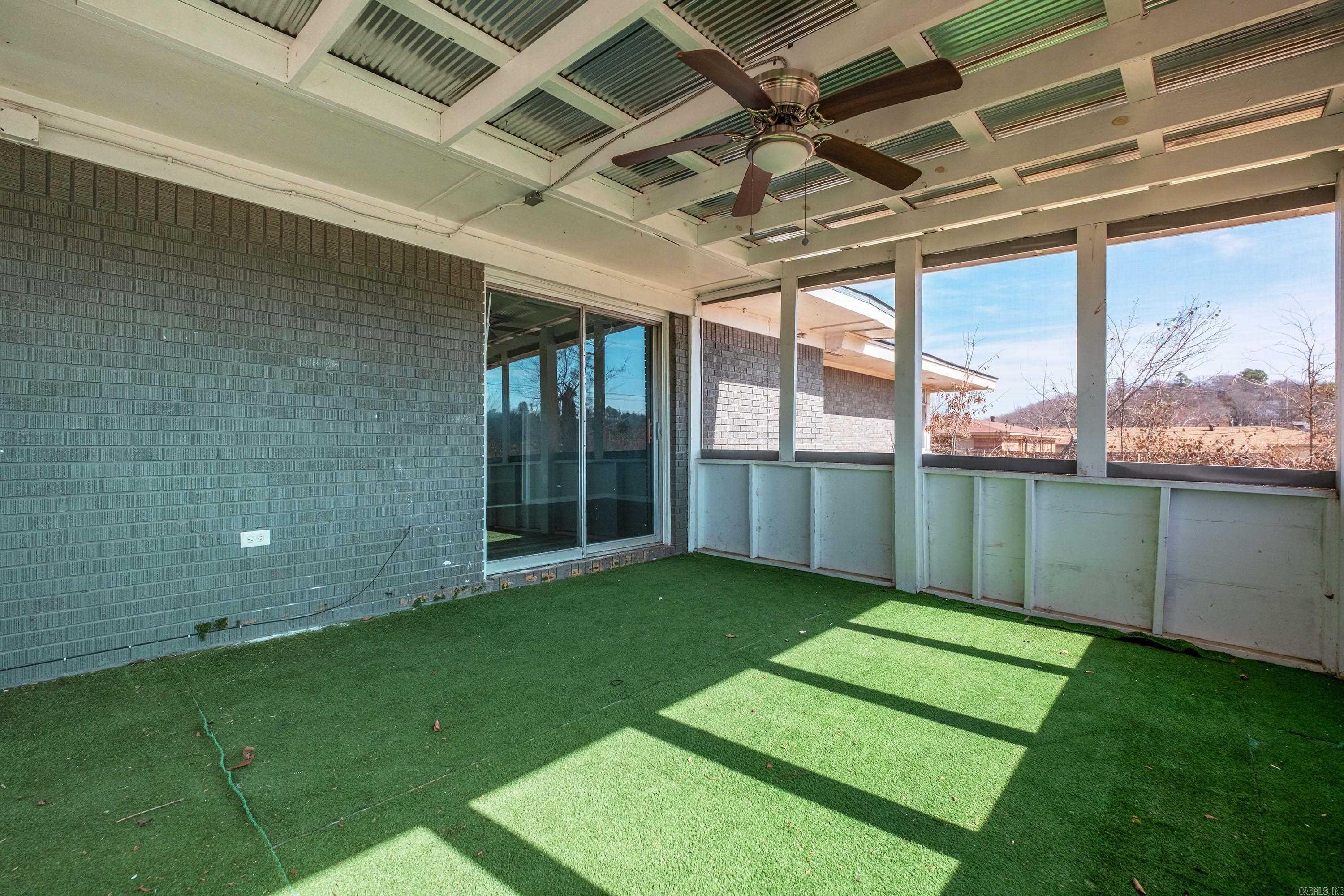 RANCH ESTATE - Residential