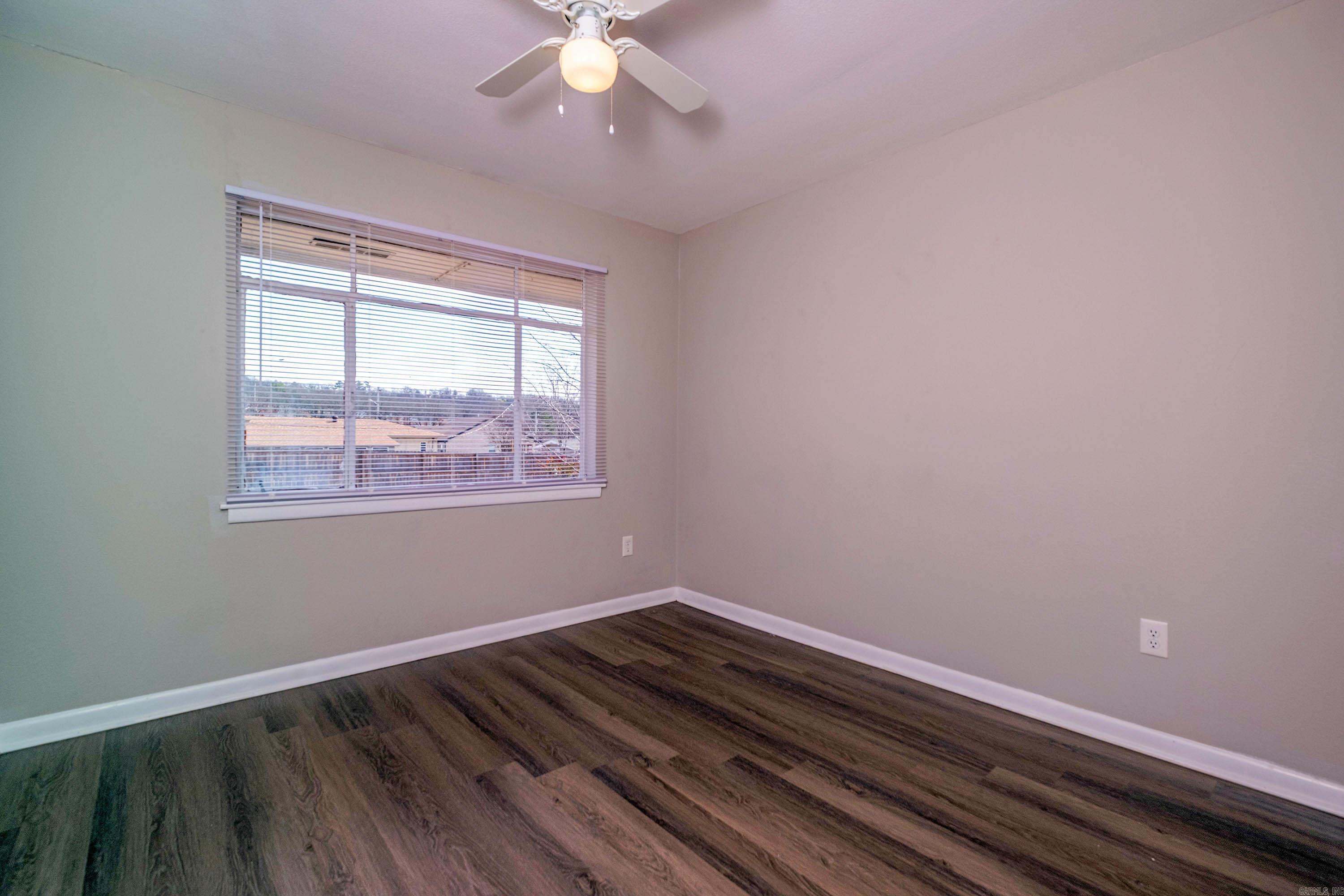 RANCH ESTATE - Residential