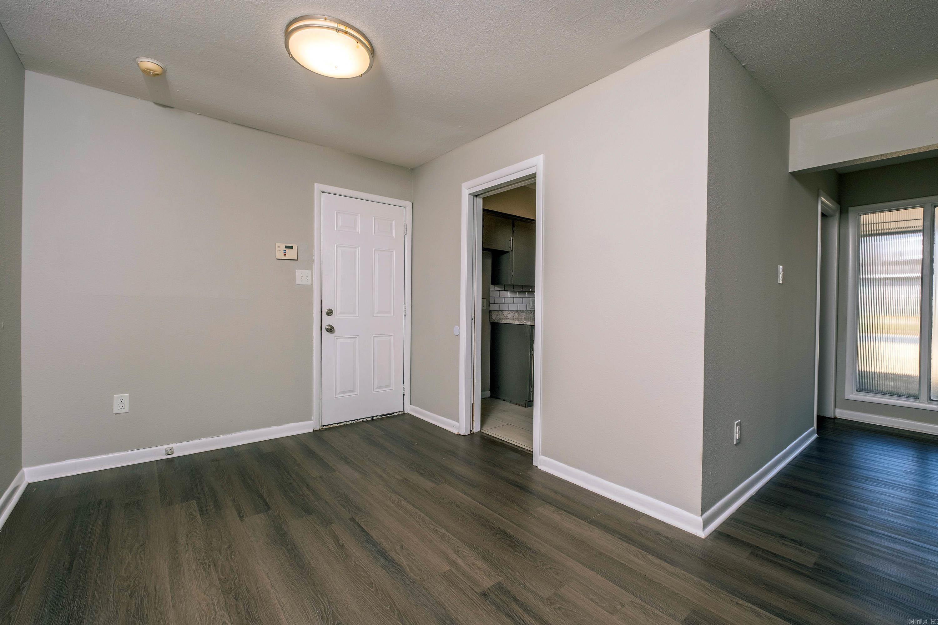 RANCH ESTATE - Residential