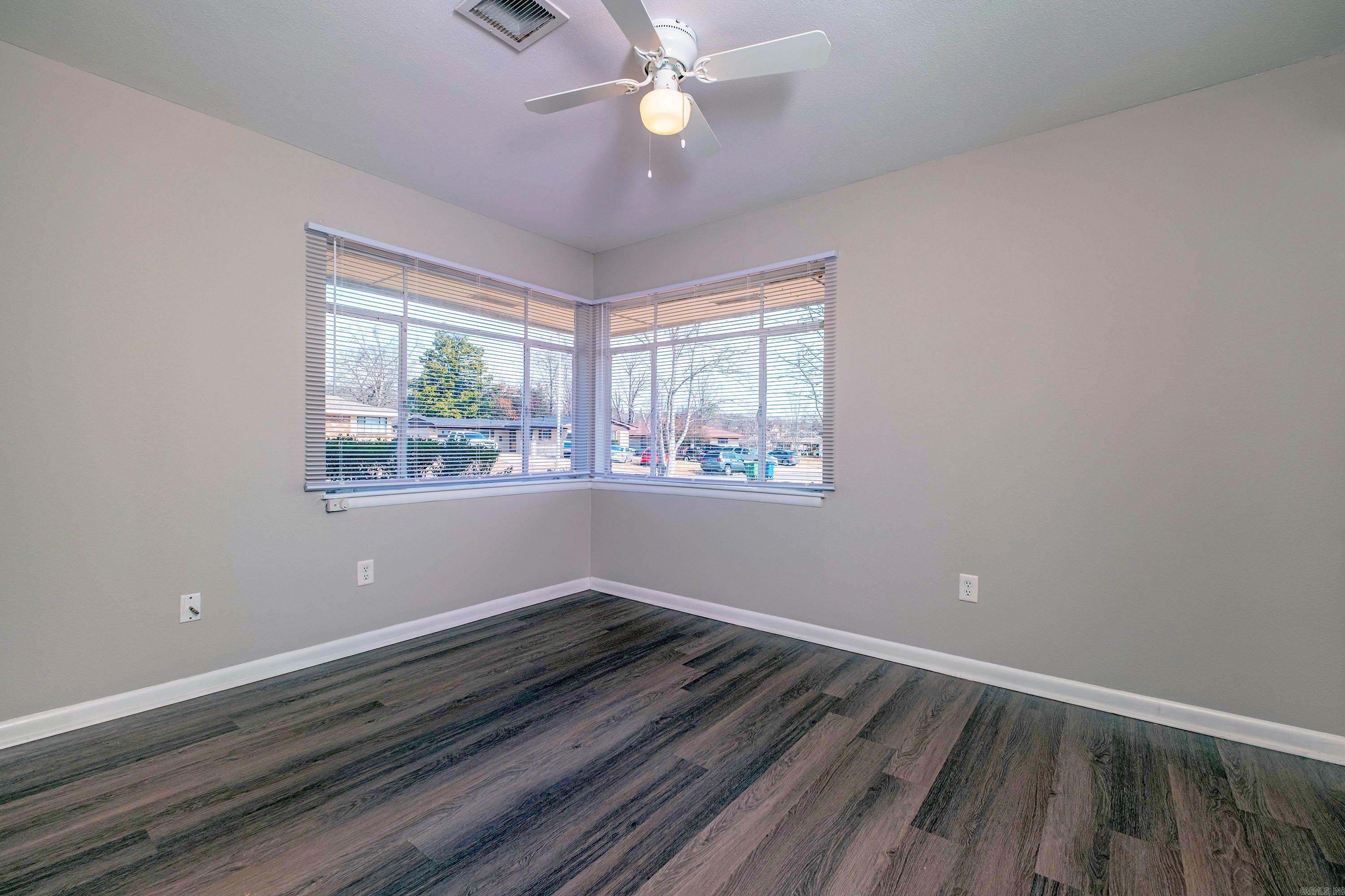 RANCH ESTATE - Residential