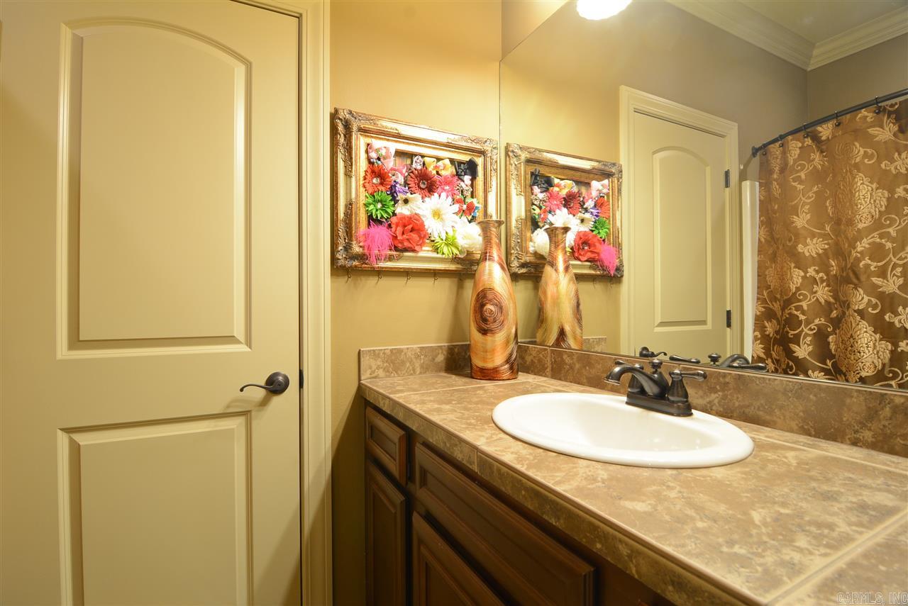 COUNTRY CLUB OF ARK THE - Residential