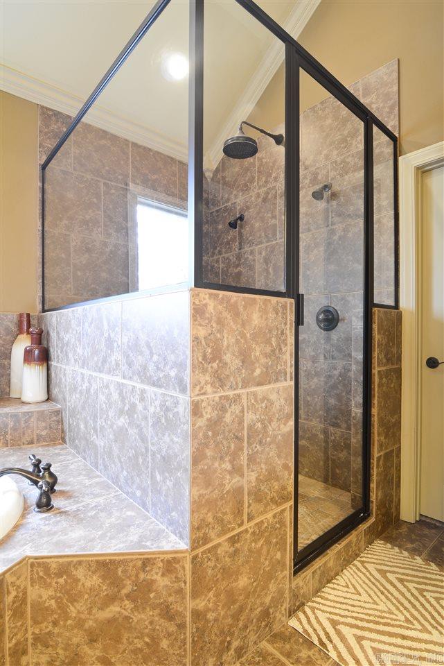 COUNTRY CLUB OF ARK THE - Residential