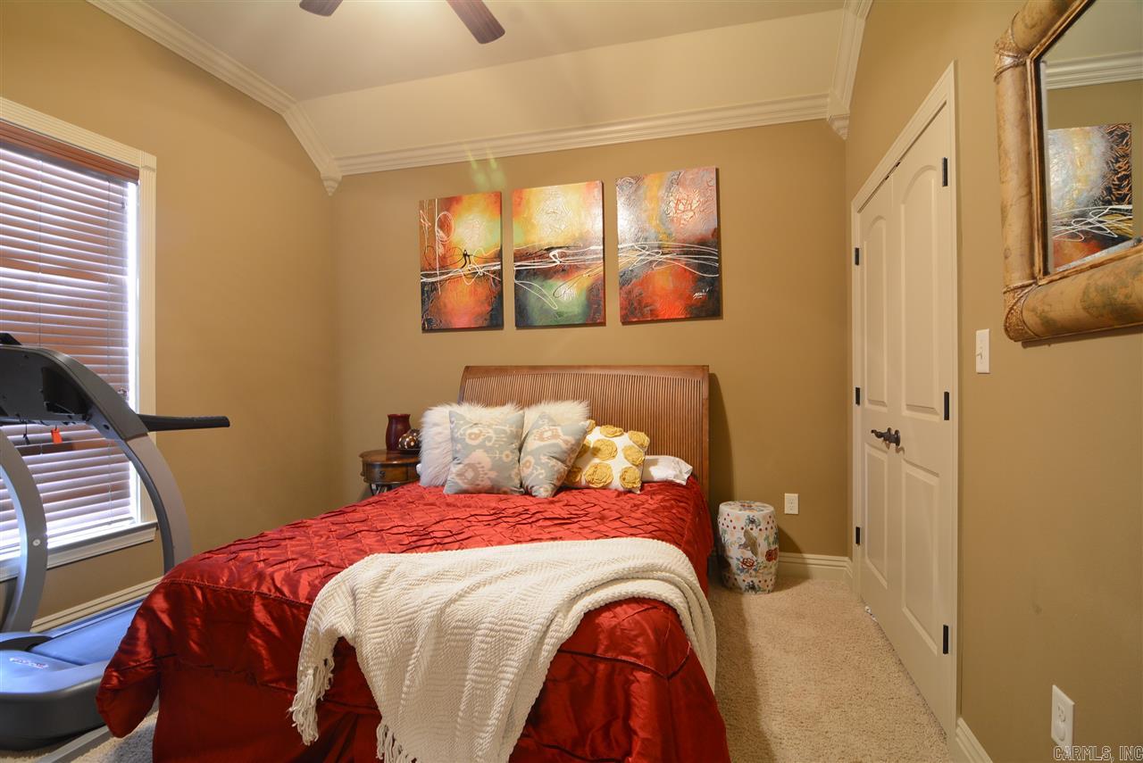 COUNTRY CLUB OF ARK THE - Residential