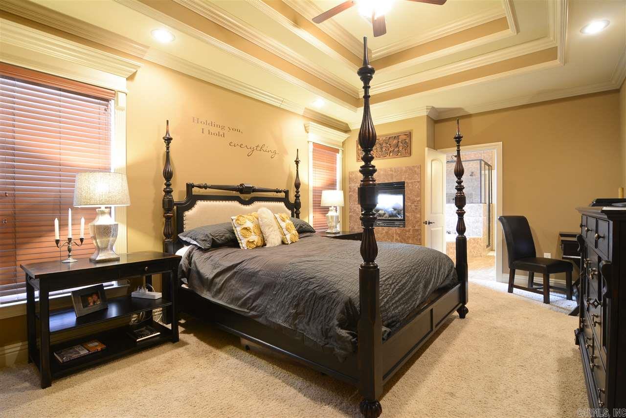 COUNTRY CLUB OF ARK THE - Residential