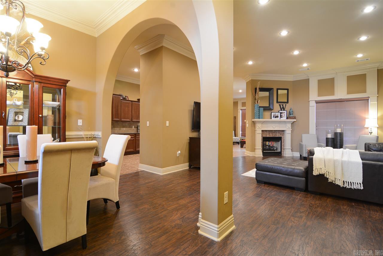 COUNTRY CLUB OF ARK THE - Residential