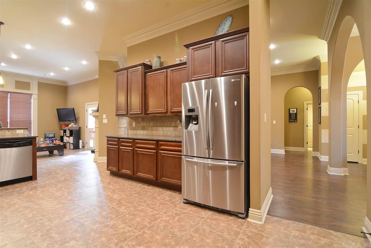 COUNTRY CLUB OF ARK THE - Residential