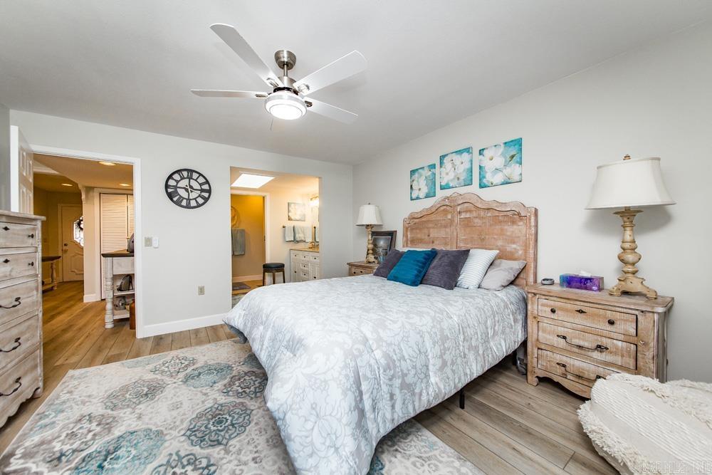 Country Club Ridge Town - Residential