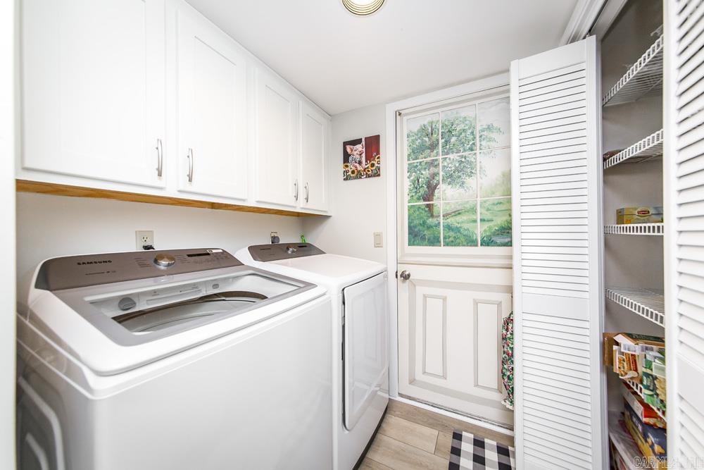 Country Club Ridge Town - Residential