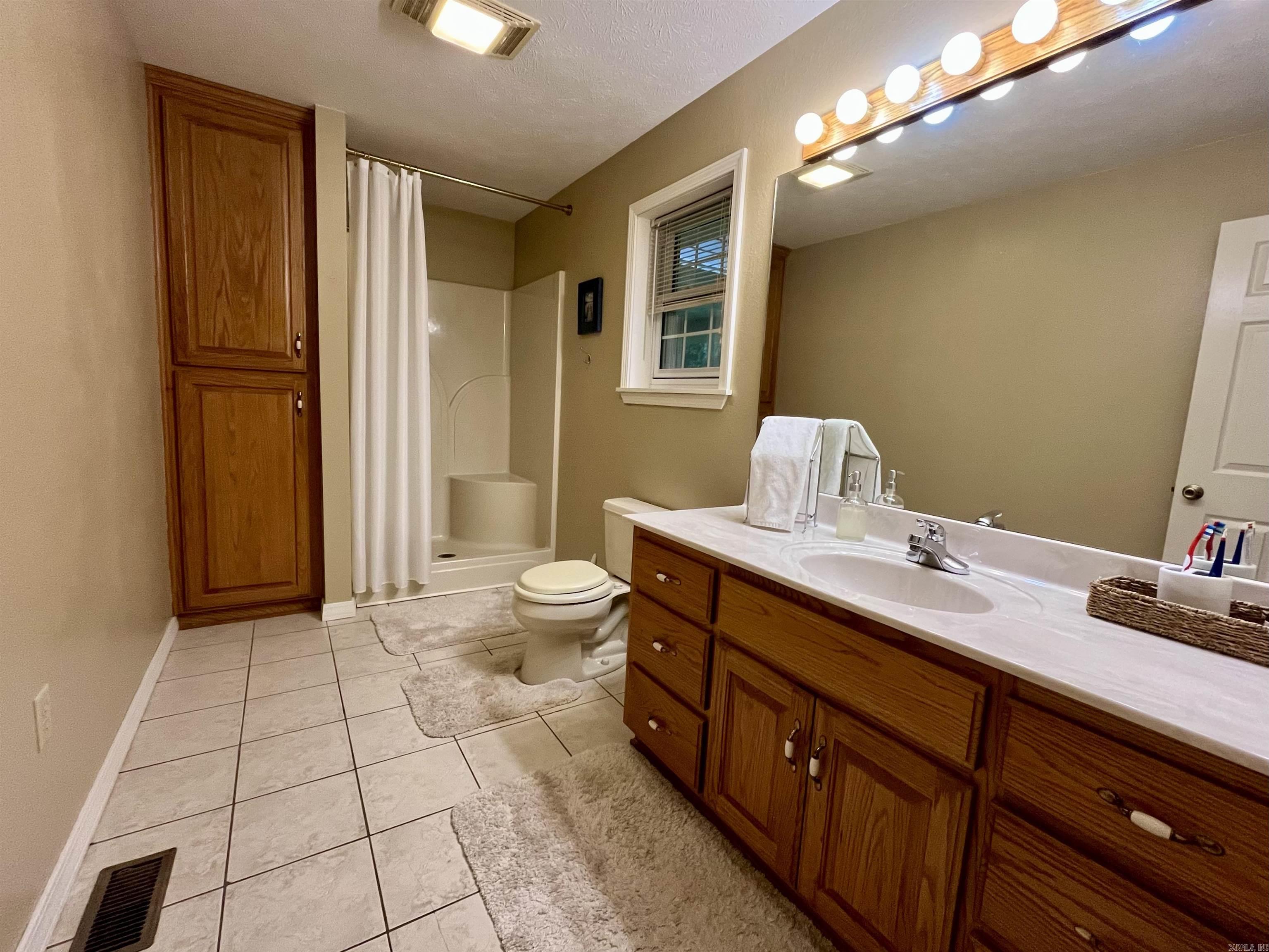 WILDWOOD ESTATES - Residential