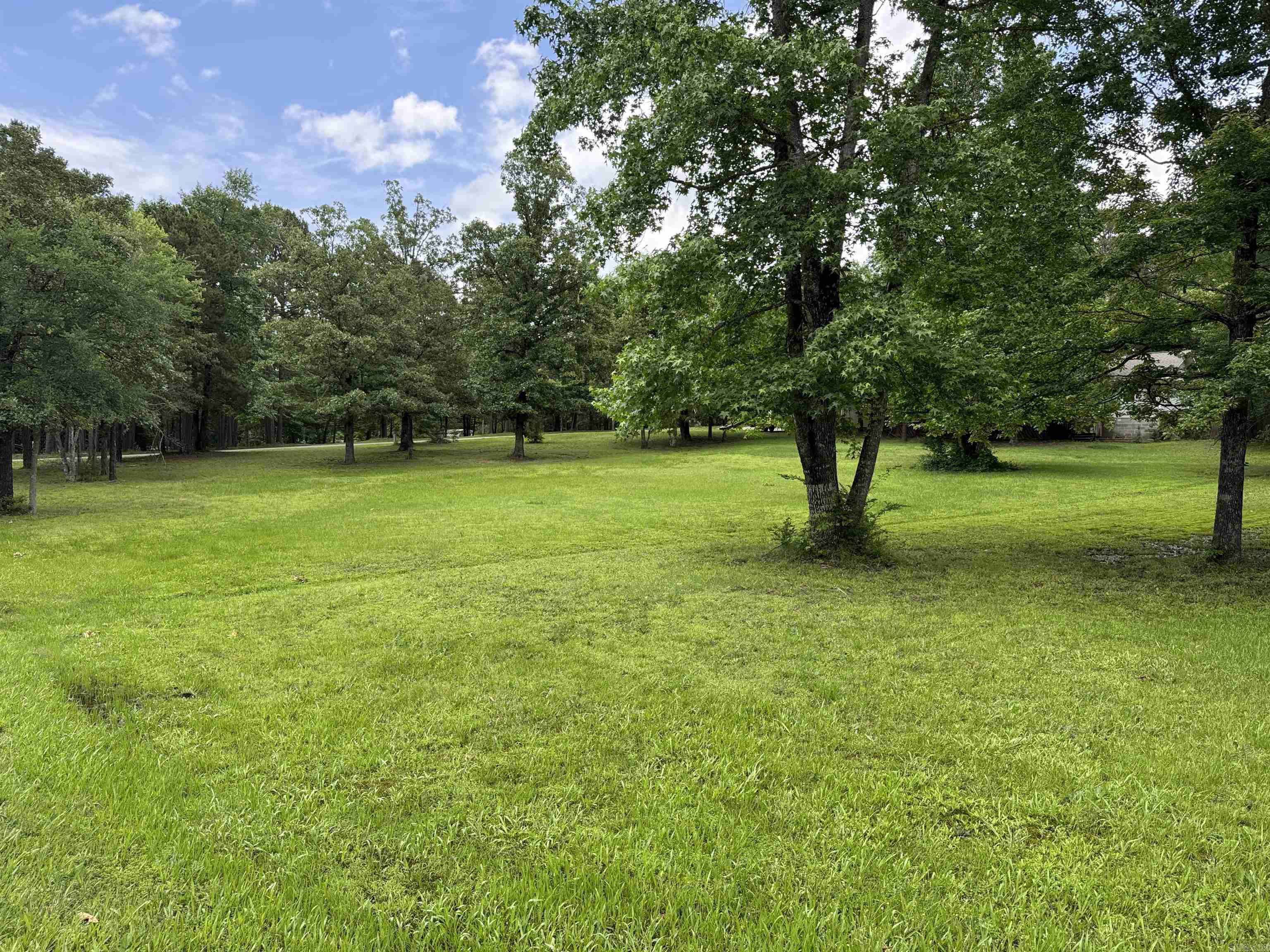 WILDWOOD ESTATES - Residential