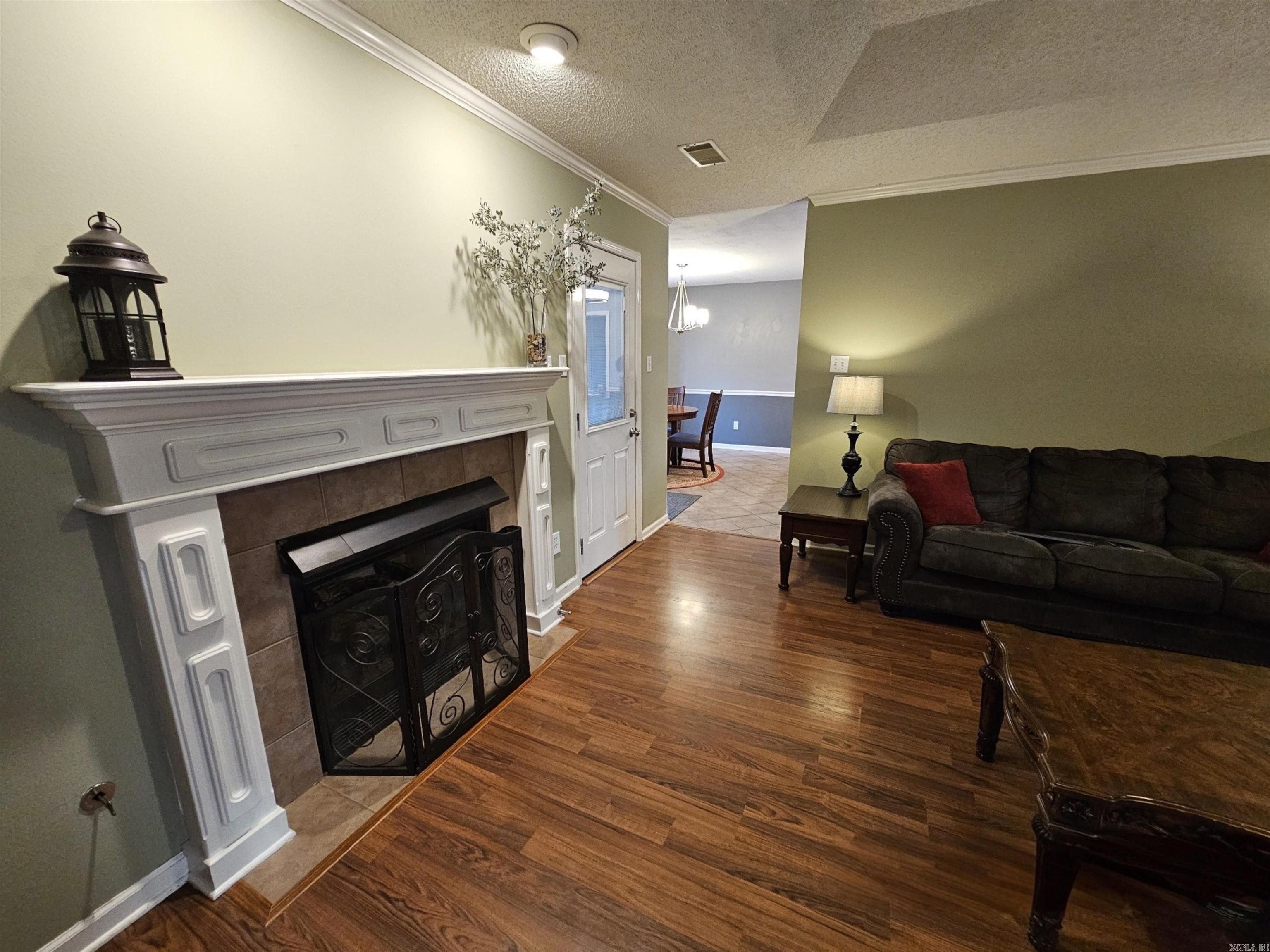 HEIGHTS - Residential