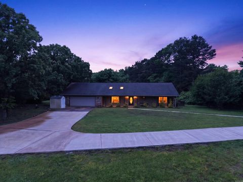 Photo of 121 Rolling Meadows Lane, Austin, AR 72007 (MLS # 26017306)