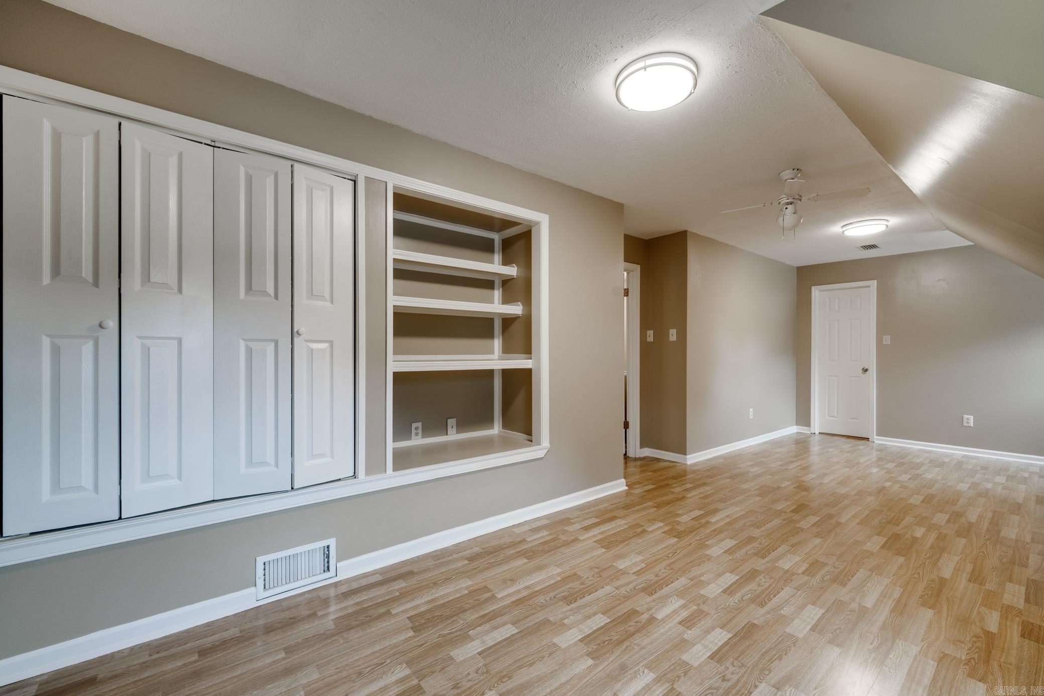 BAINBRIDGE - Residential