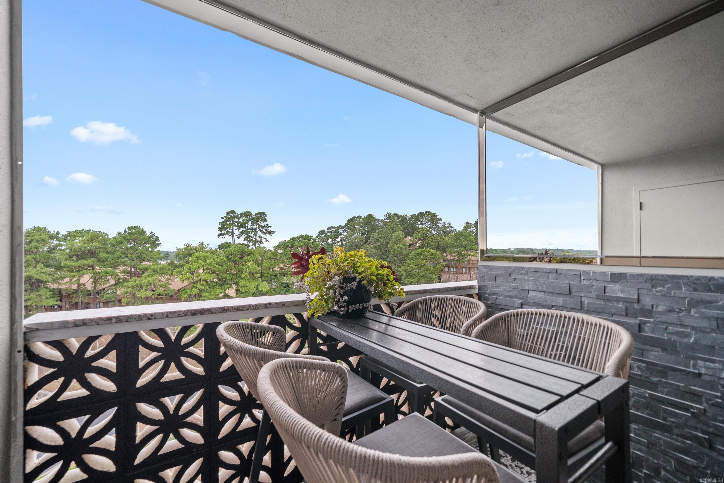 BEACON MANOR HPR - Residential