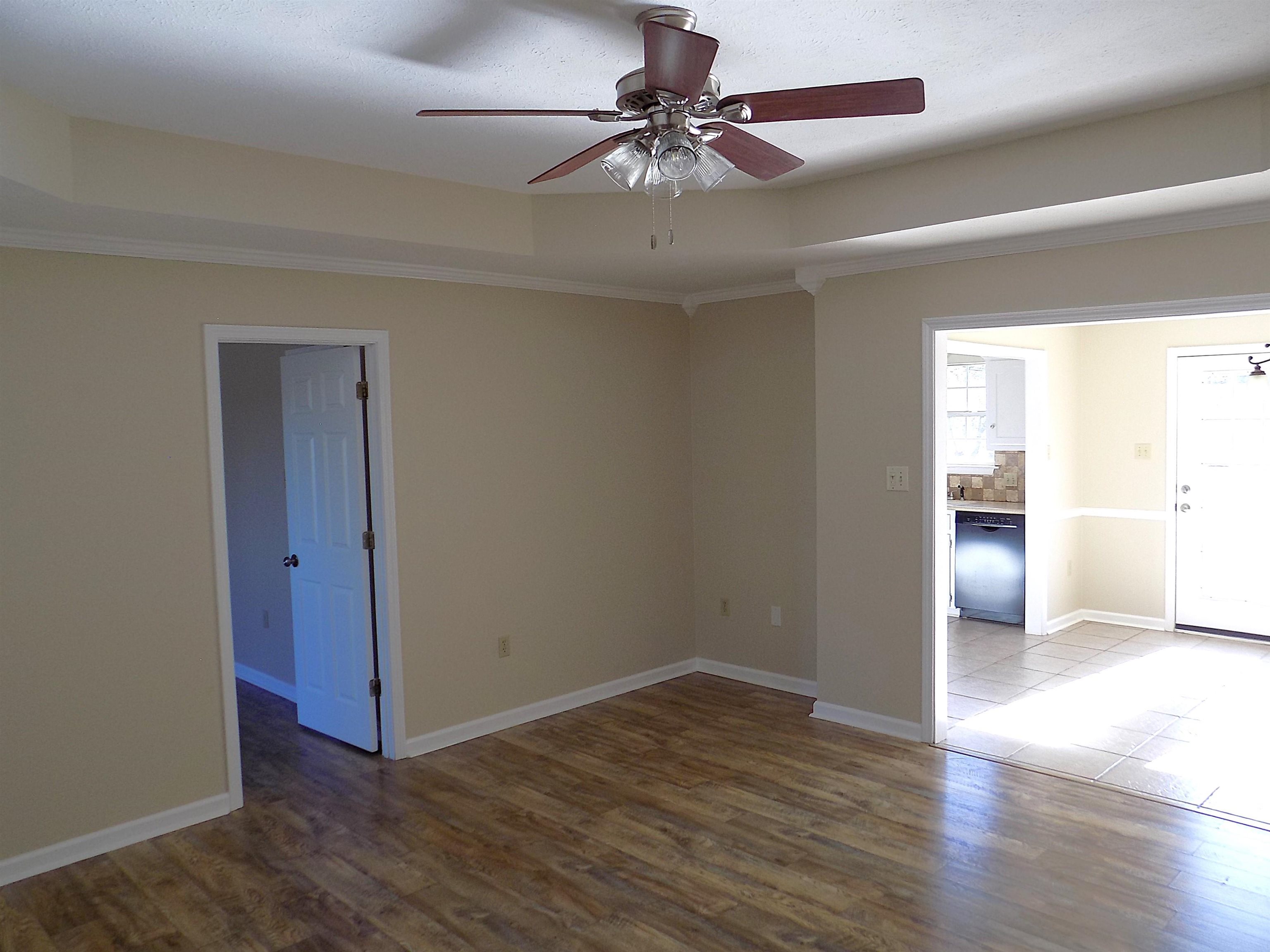 HUNTER HEIGHTS - Residential