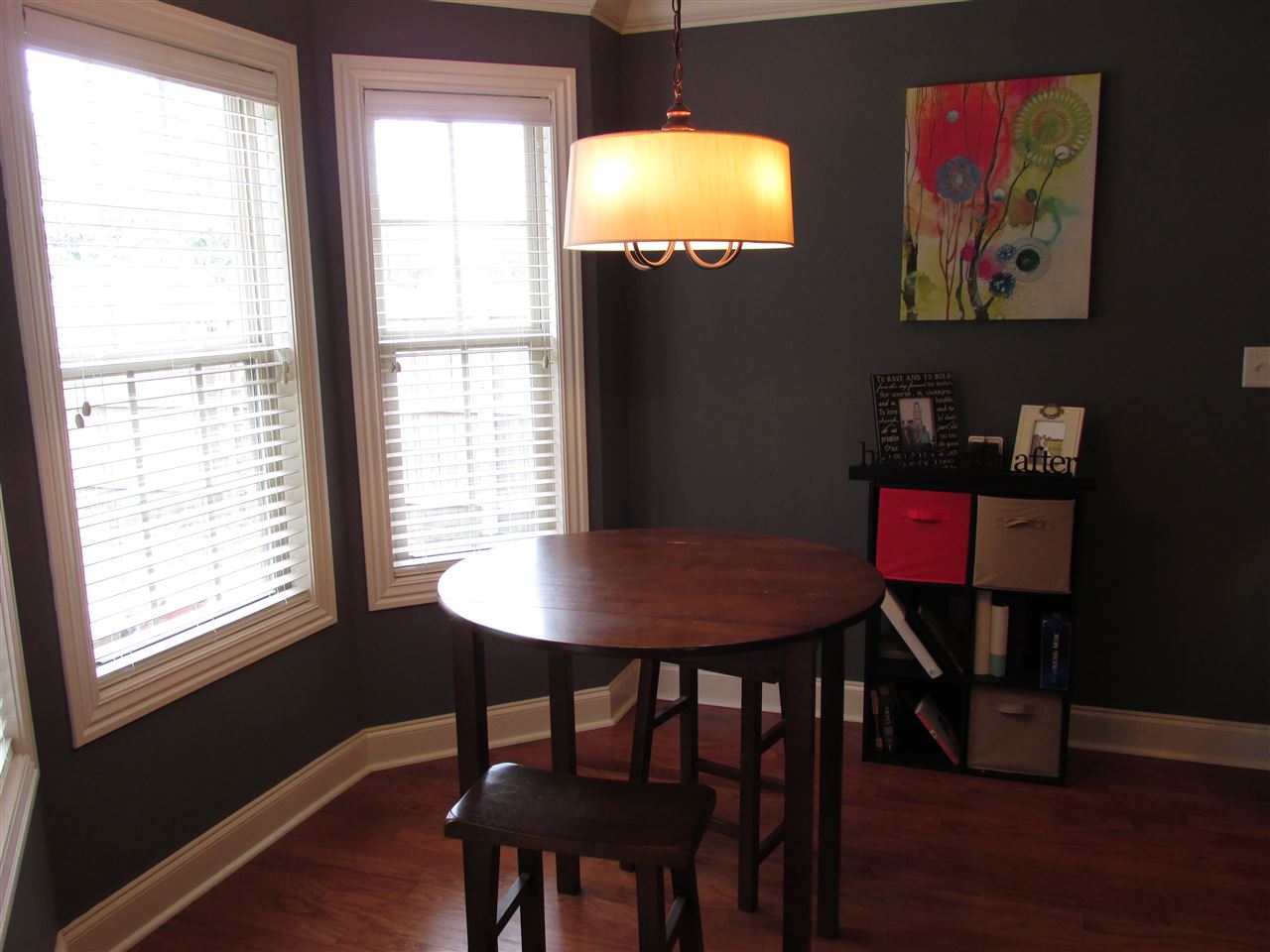 LASSITERS RIVERVIEW - Residential