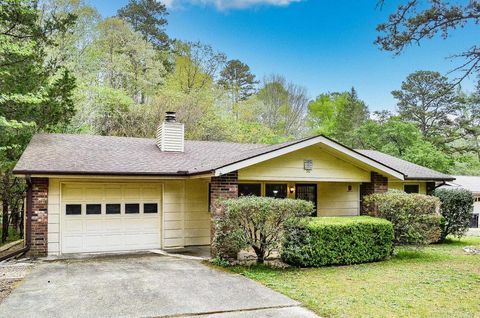 Photo of 90 Santisban Way, Hot Springs Village, AR 71909 (MLS # 26014776)