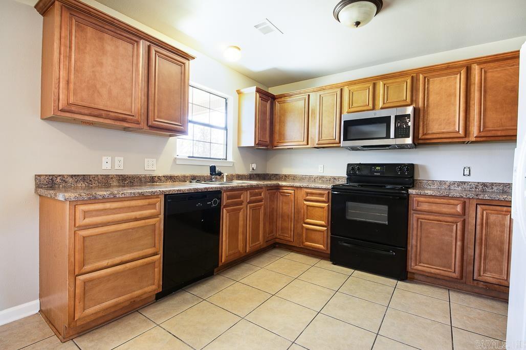 THE MEADOWS - Residential