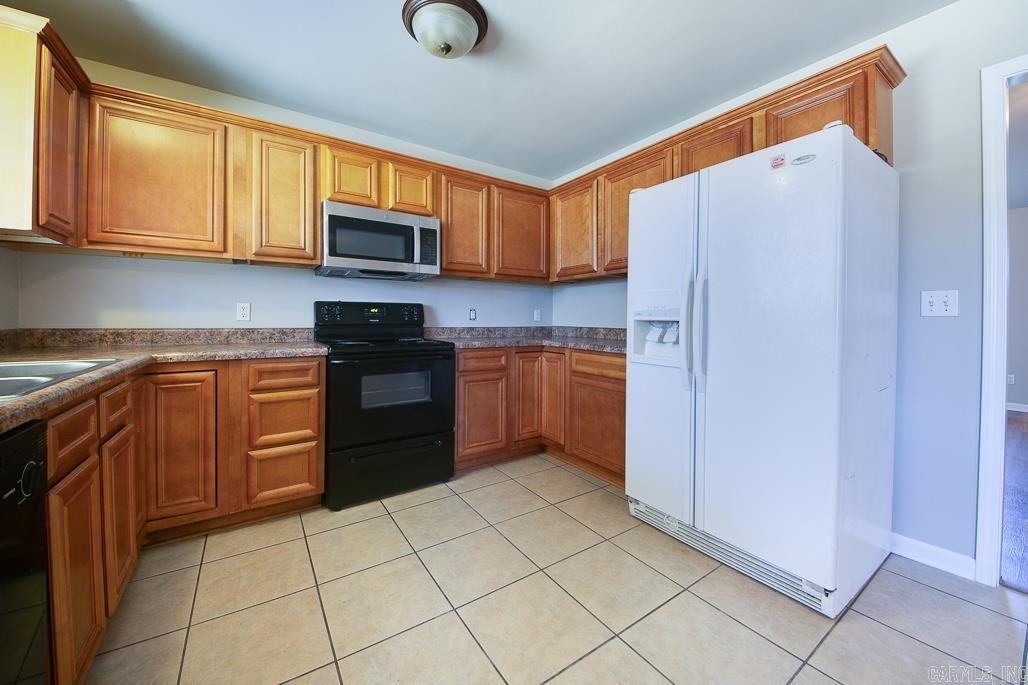 THE MEADOWS - Residential