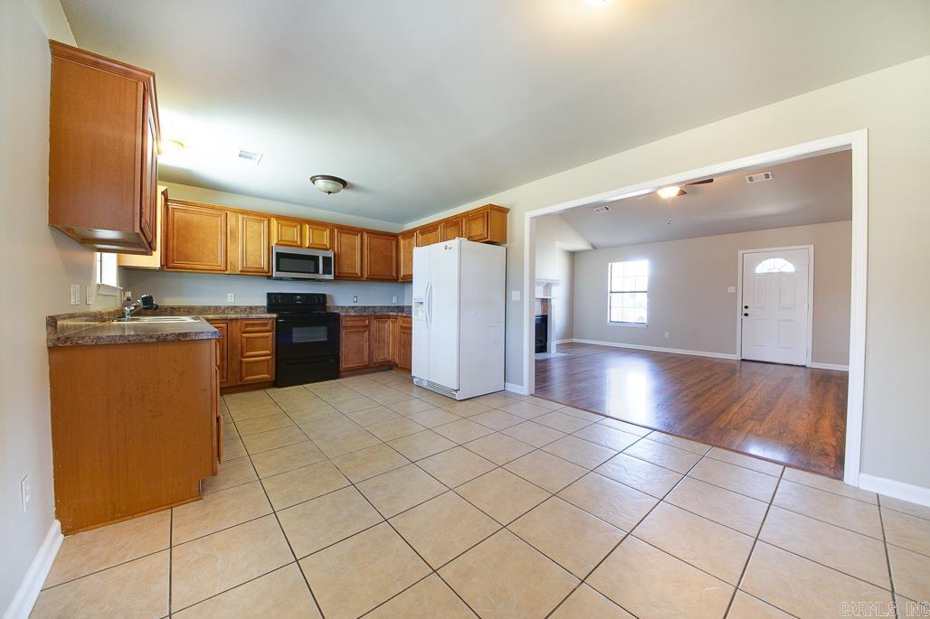 THE MEADOWS - Residential