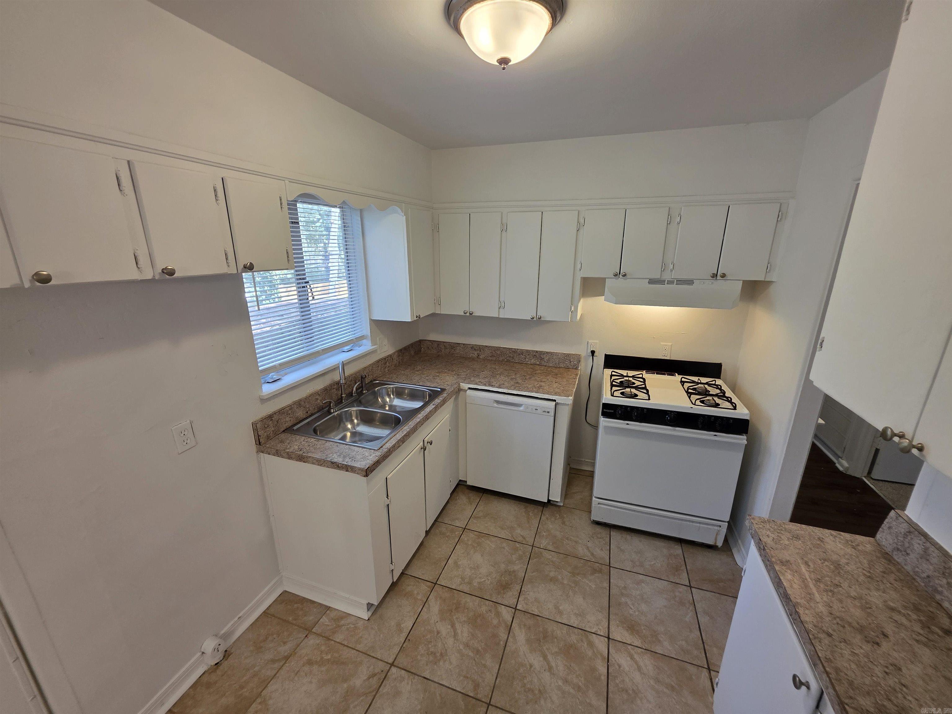 Broadmoor - Residential Lease