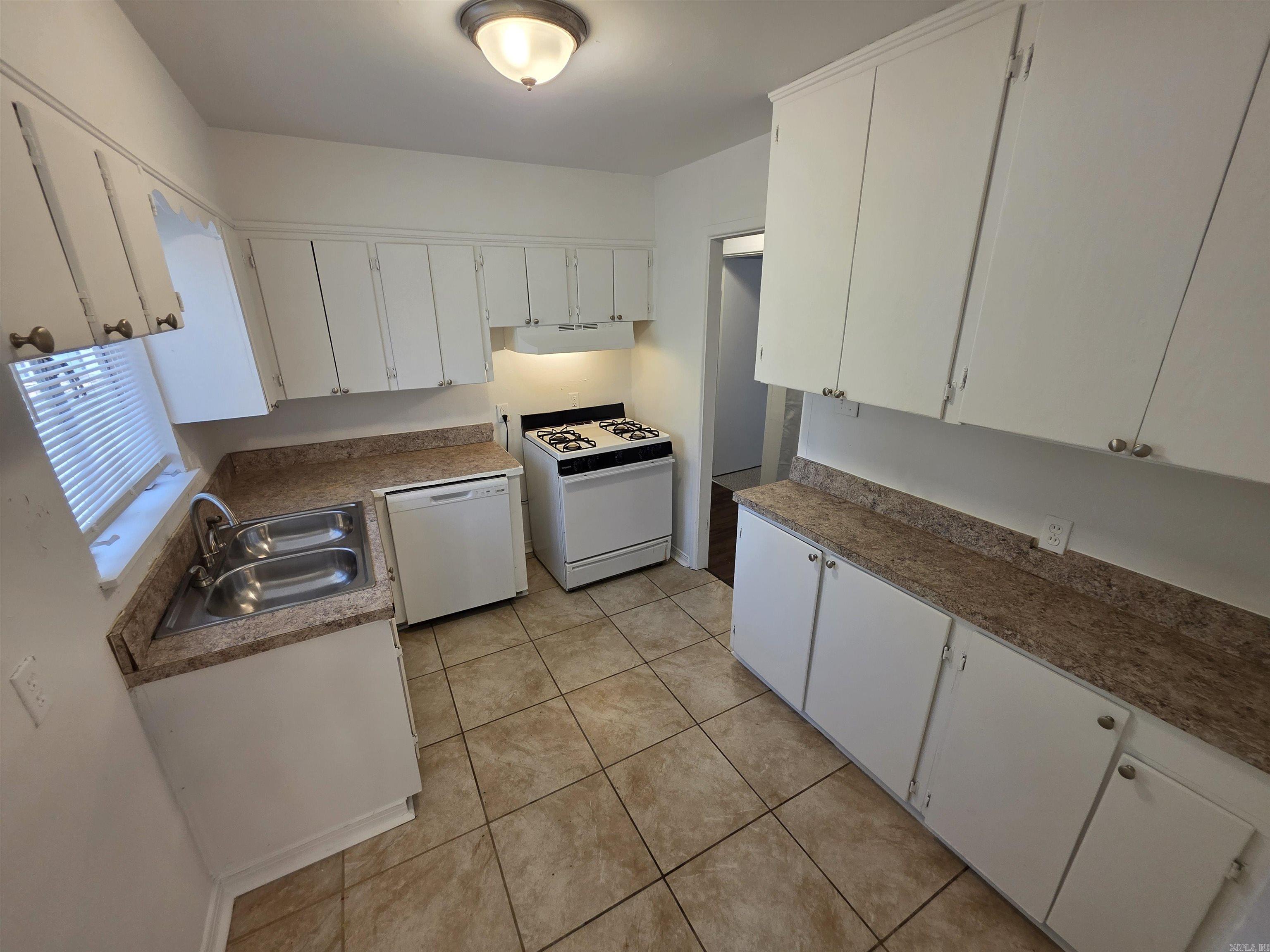 Broadmoor - Residential Lease