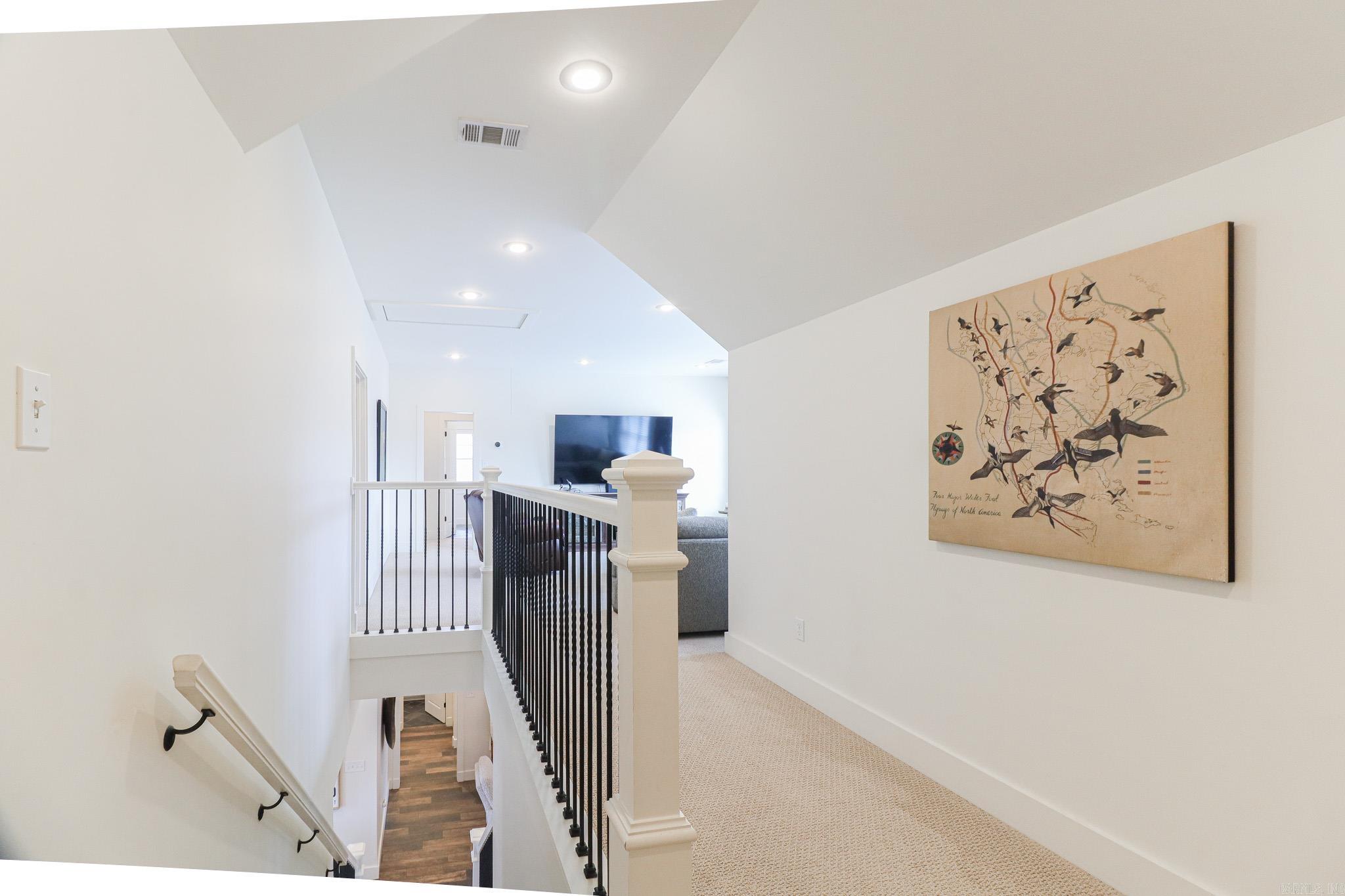 BARRINGTON PARK - Residential