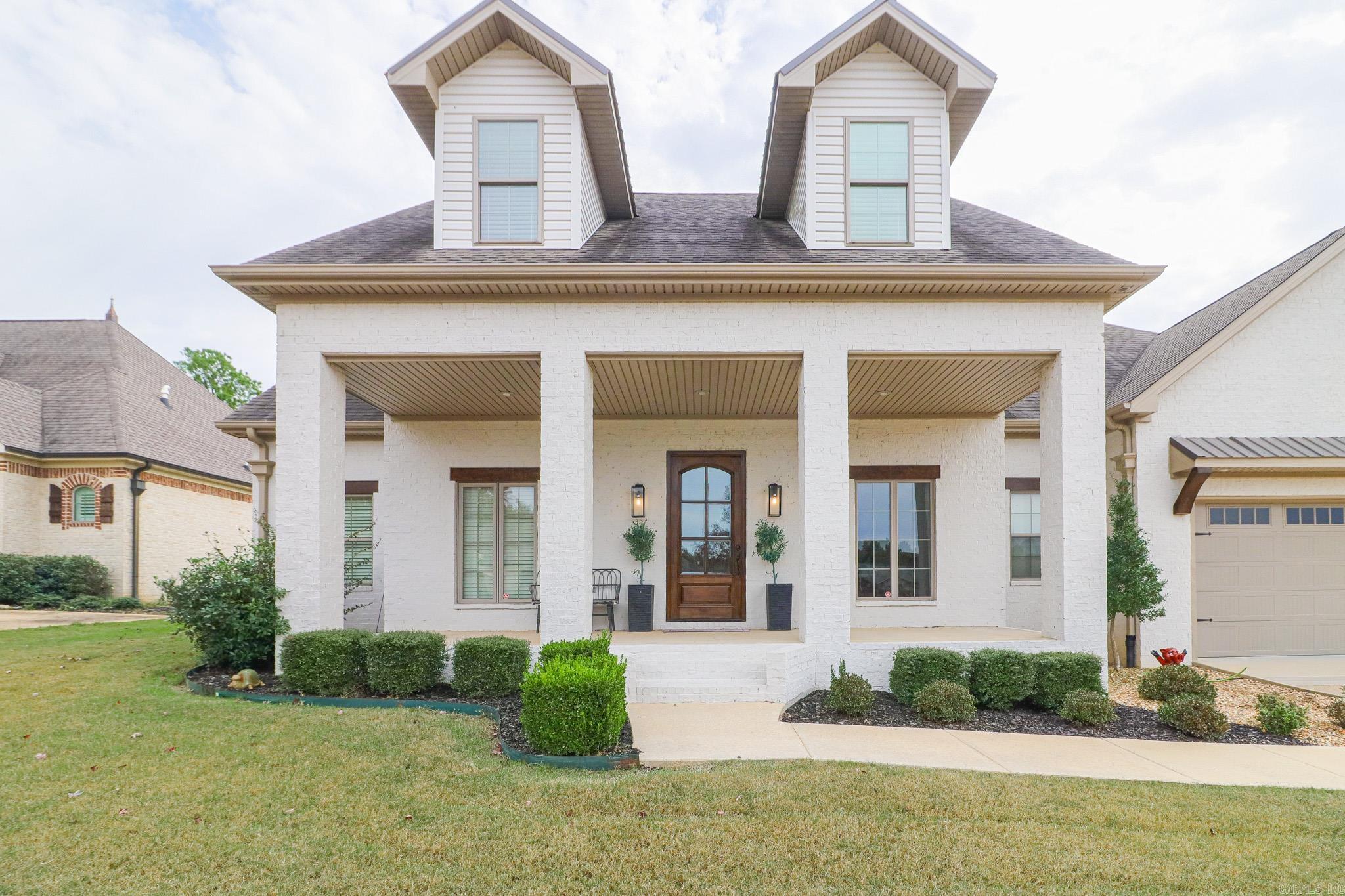 BARRINGTON PARK - Residential