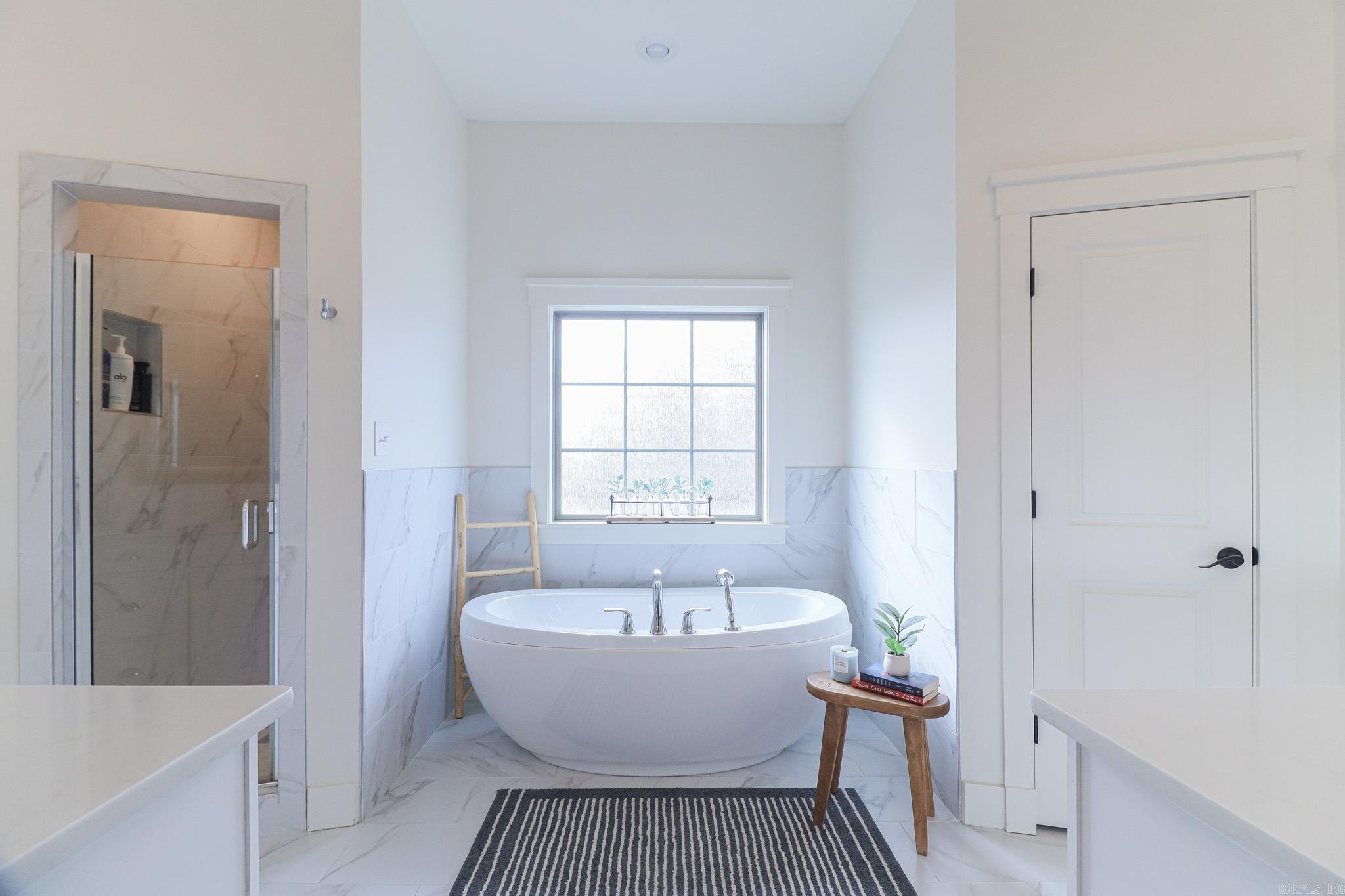 BARRINGTON PARK - Residential