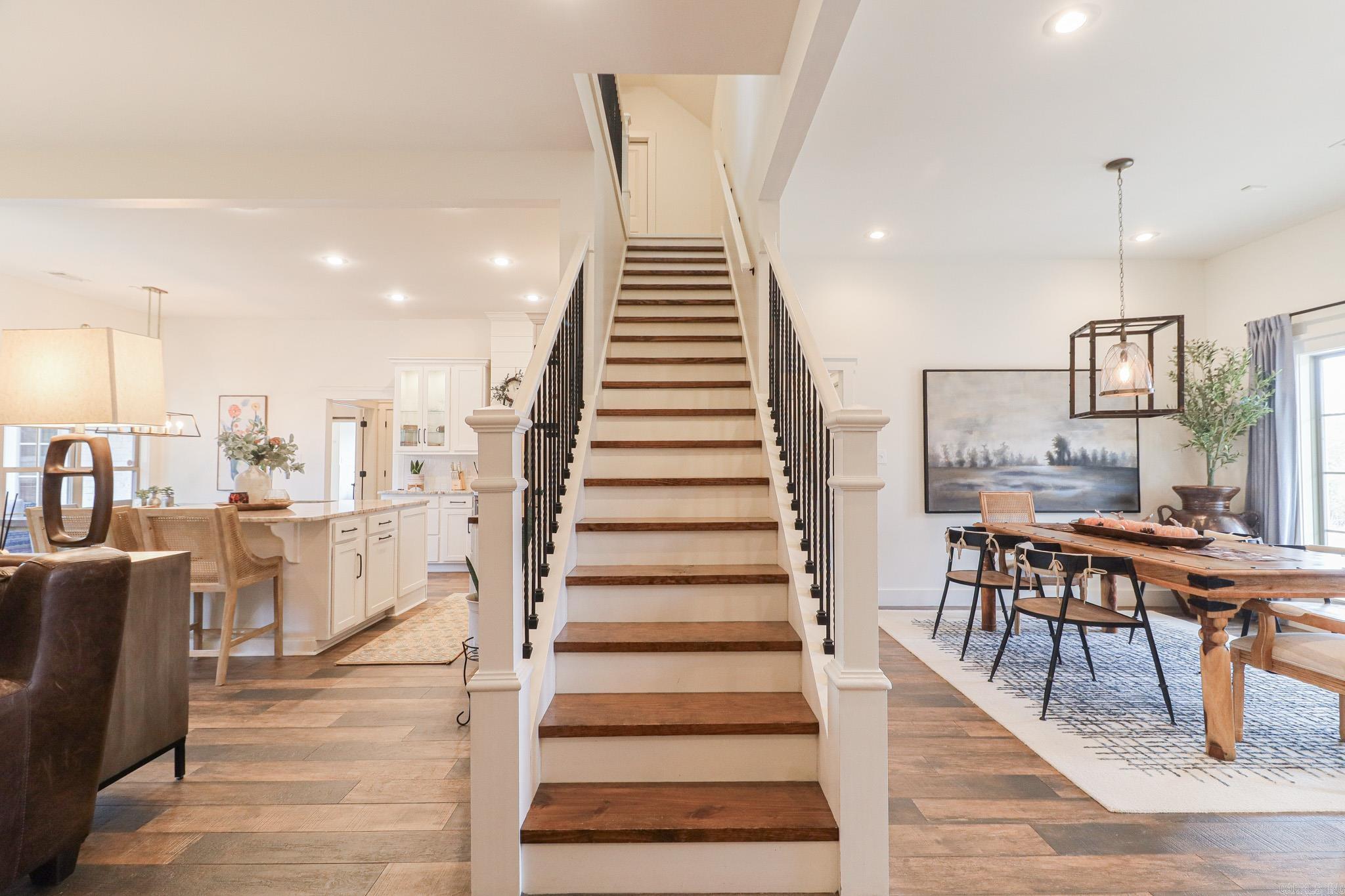 BARRINGTON PARK - Residential